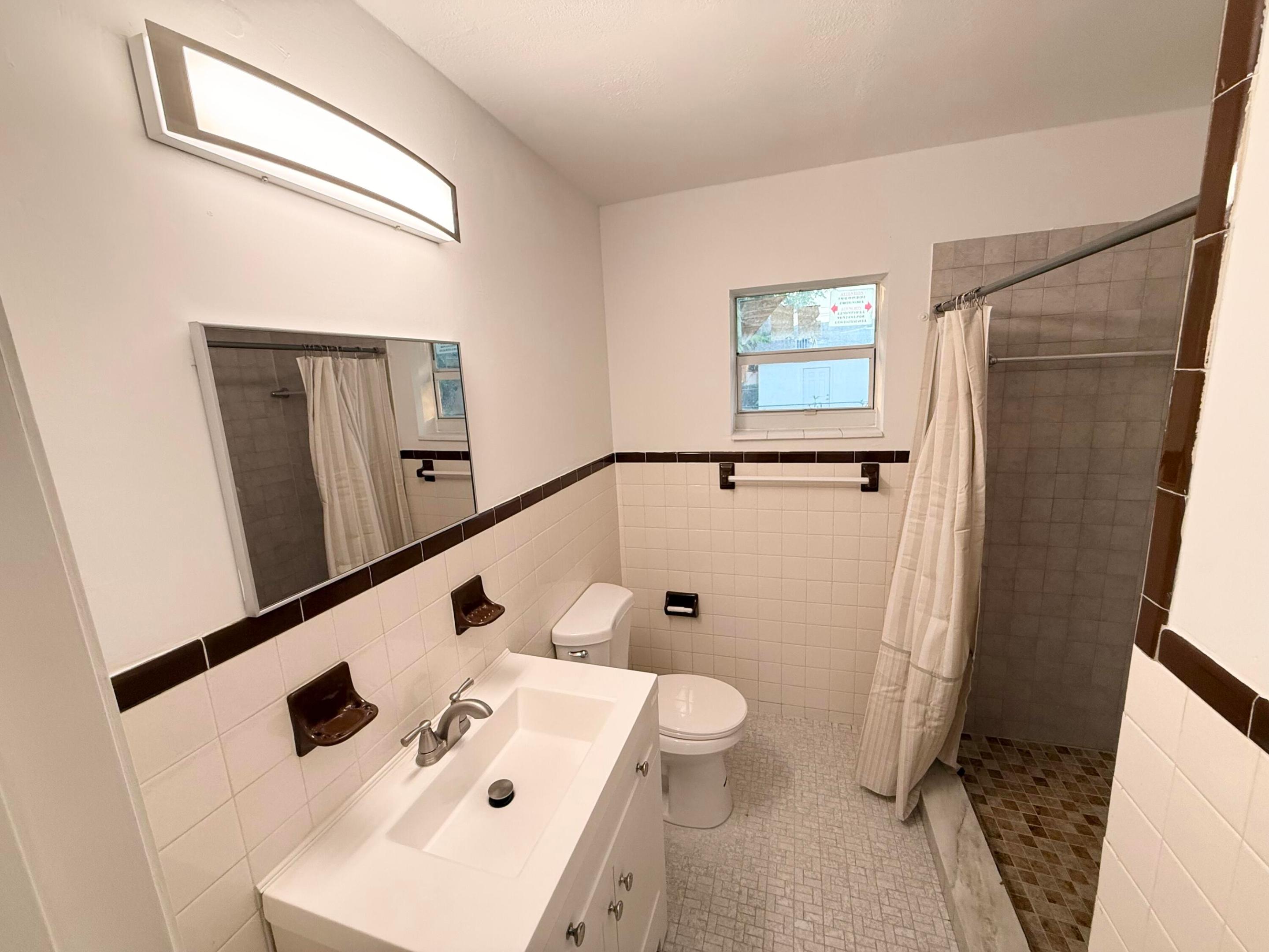 912 Se Tarpon Avenue Property Photo 23