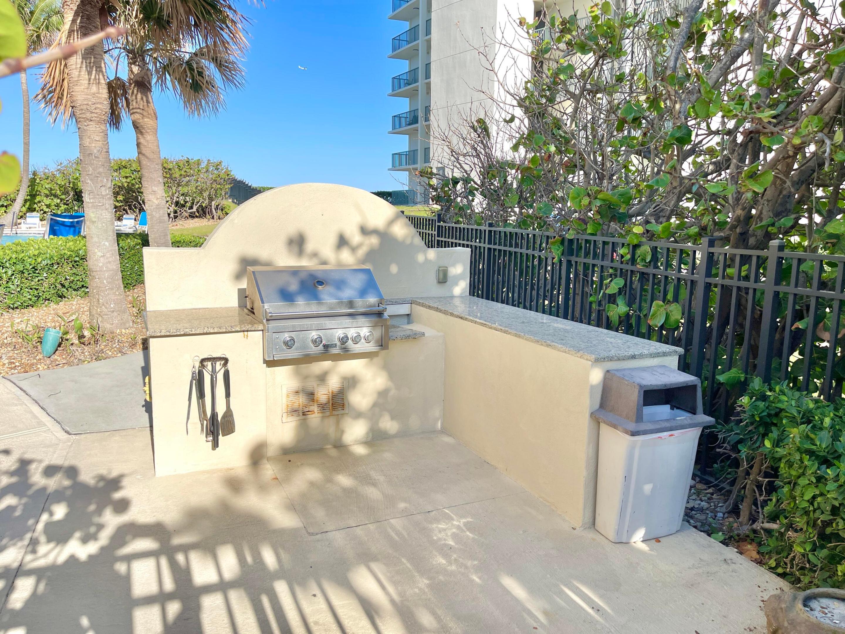 5420 N Ocean Drive 906 Property Photo 46