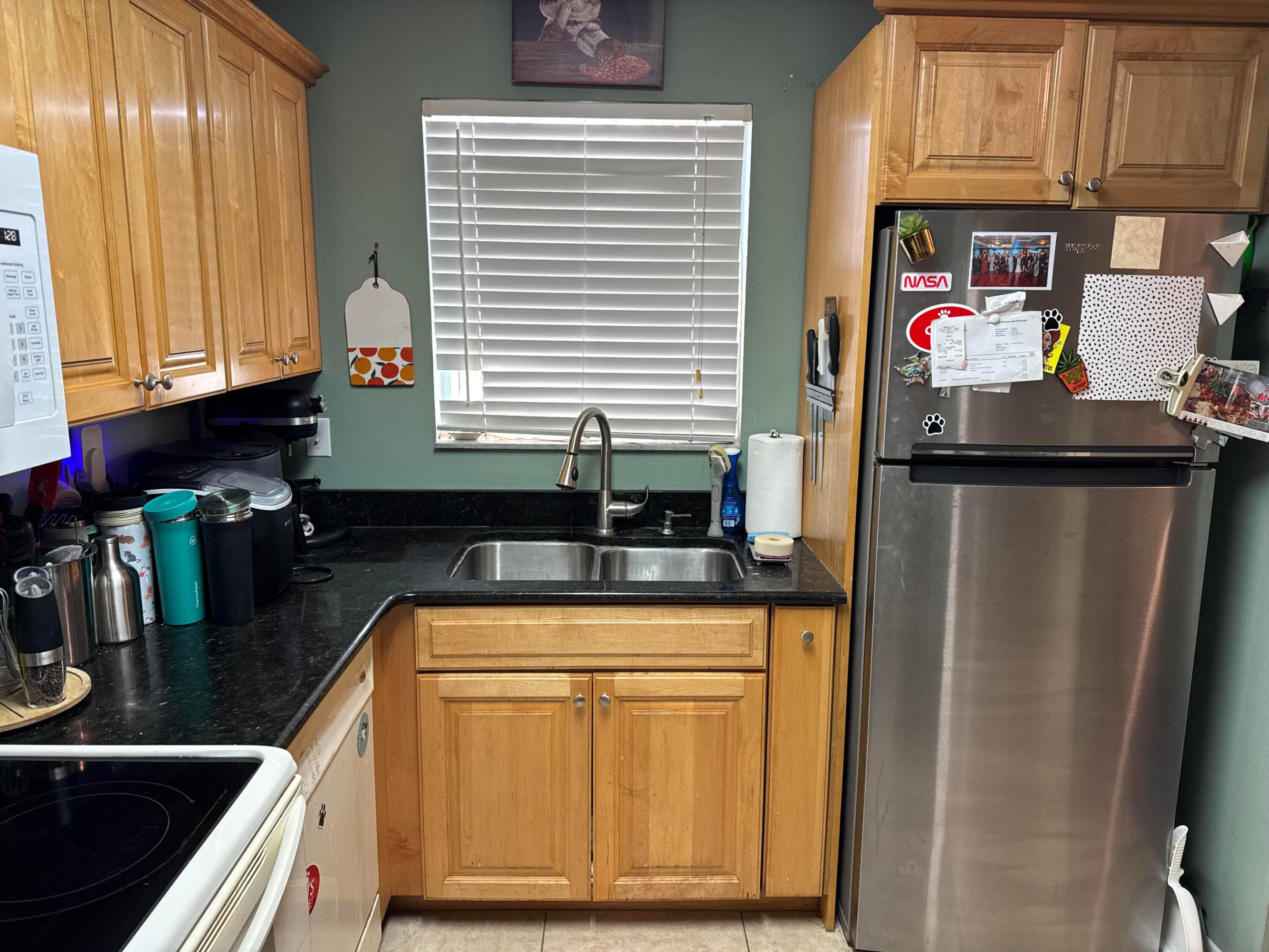7607 Se Hobe Terrace Property Photo 3