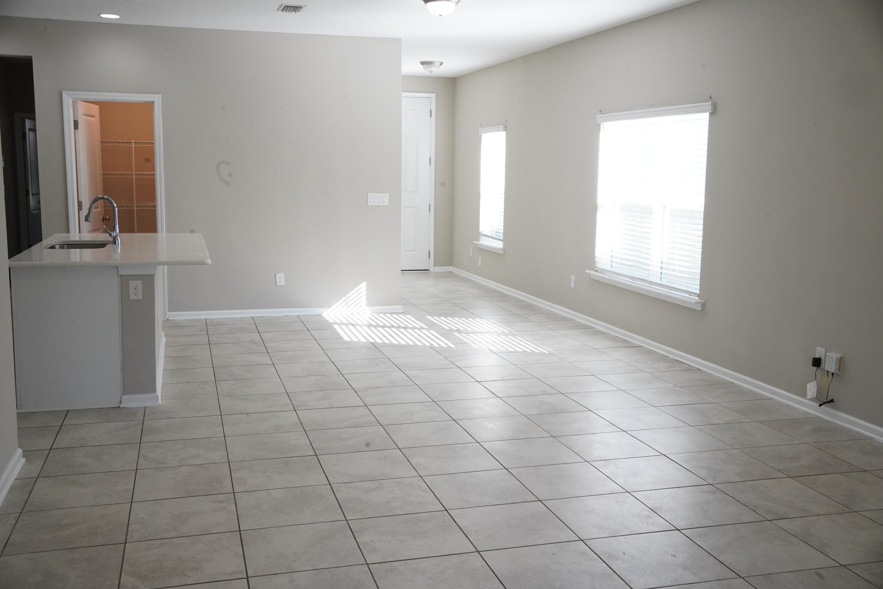 855 Sycamore Way Property Photo 15