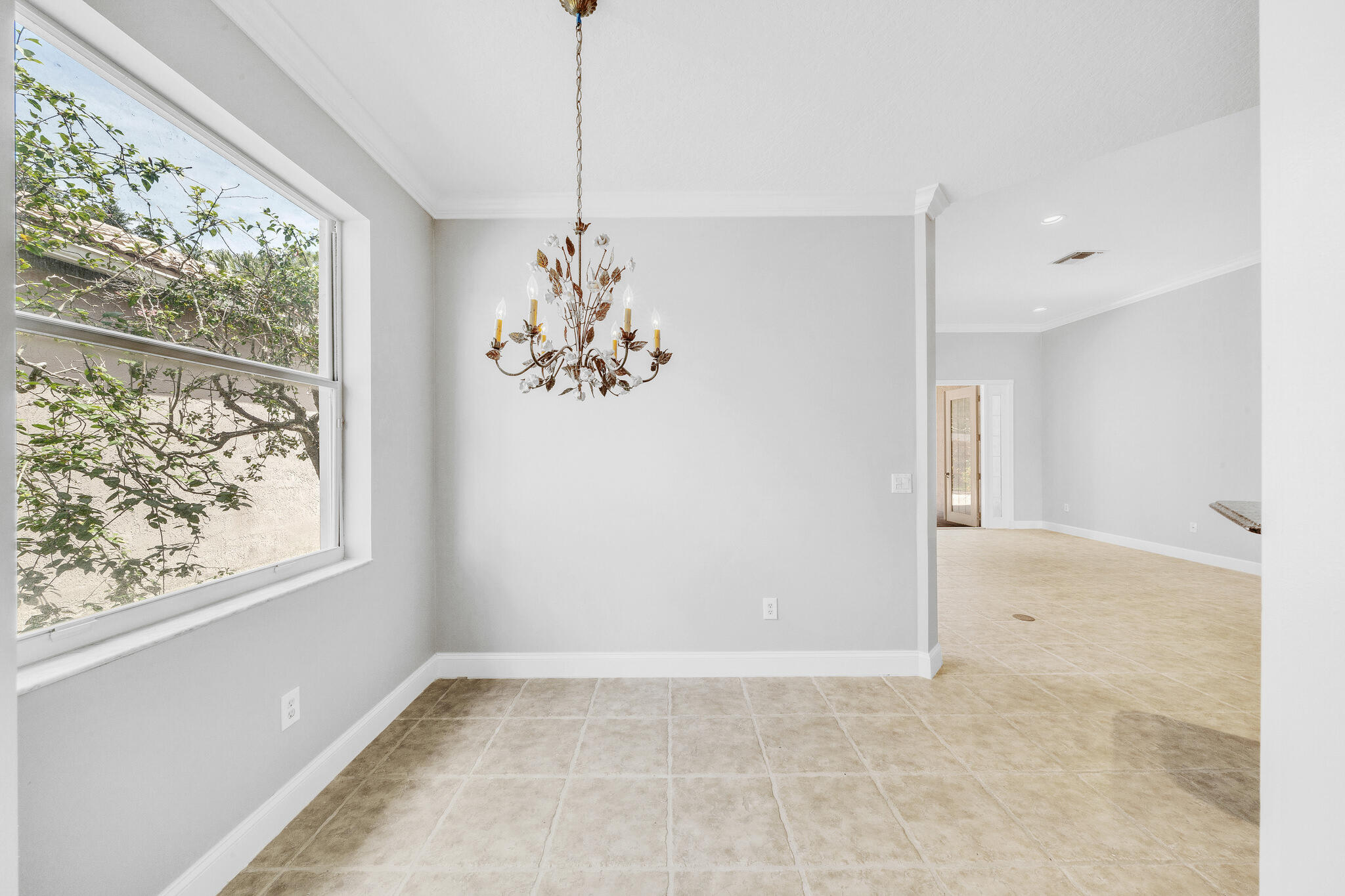 6581 Southport Drive Property Photo 18