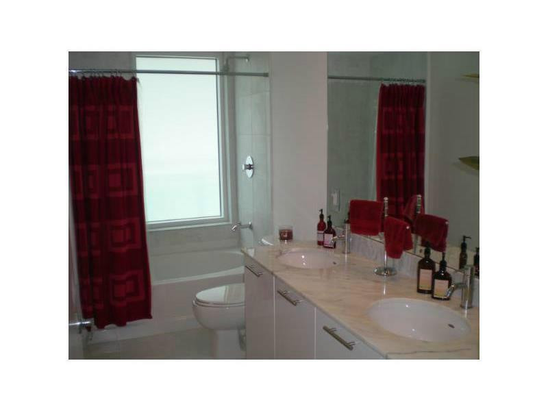 951 Brickell Avenue 701 Property Photo 9