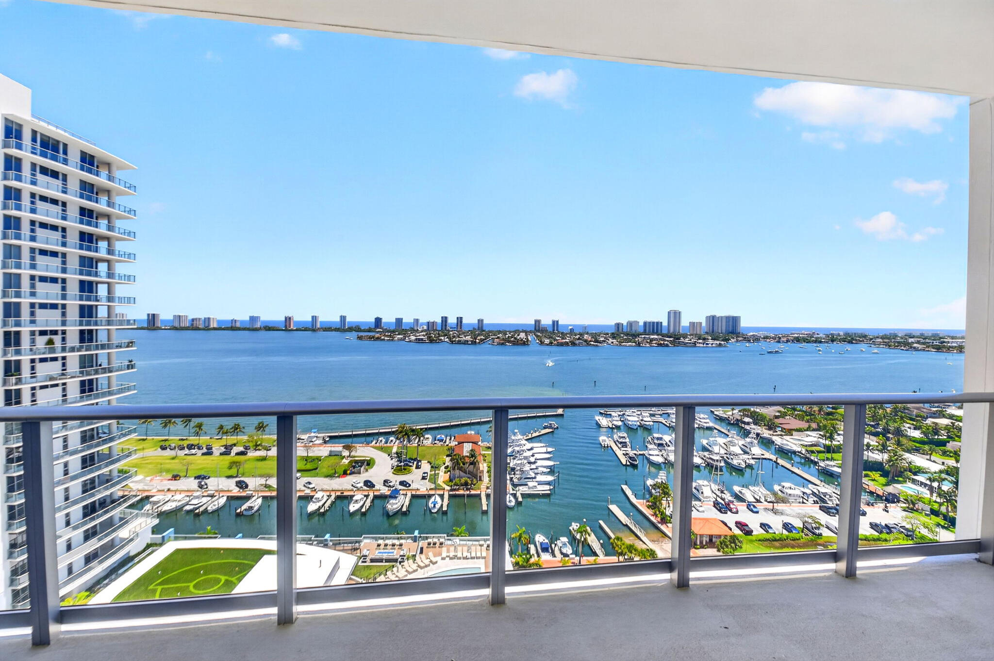 220 Lake Shore Drive 1808 Property Photo 11