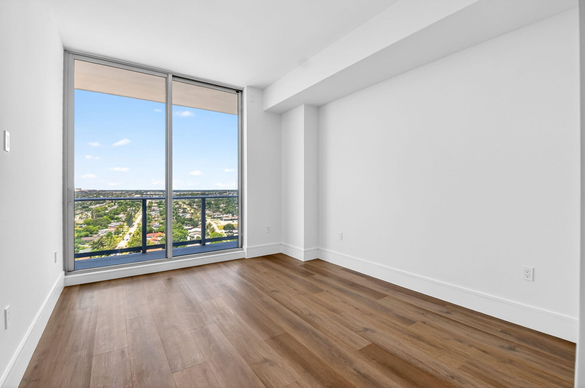220 Lake Shore Drive 1808 Property Photo 31