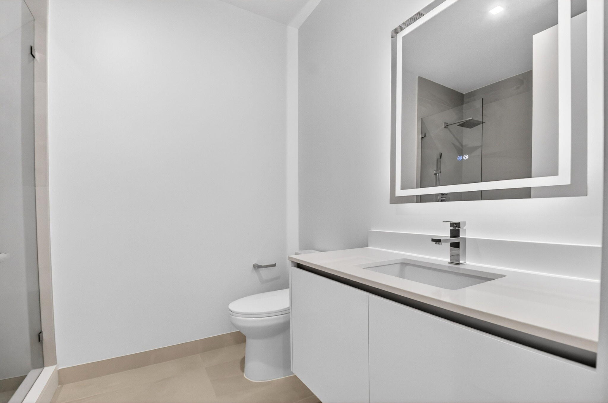 220 Lake Shore Drive 1808 Property Photo 36
