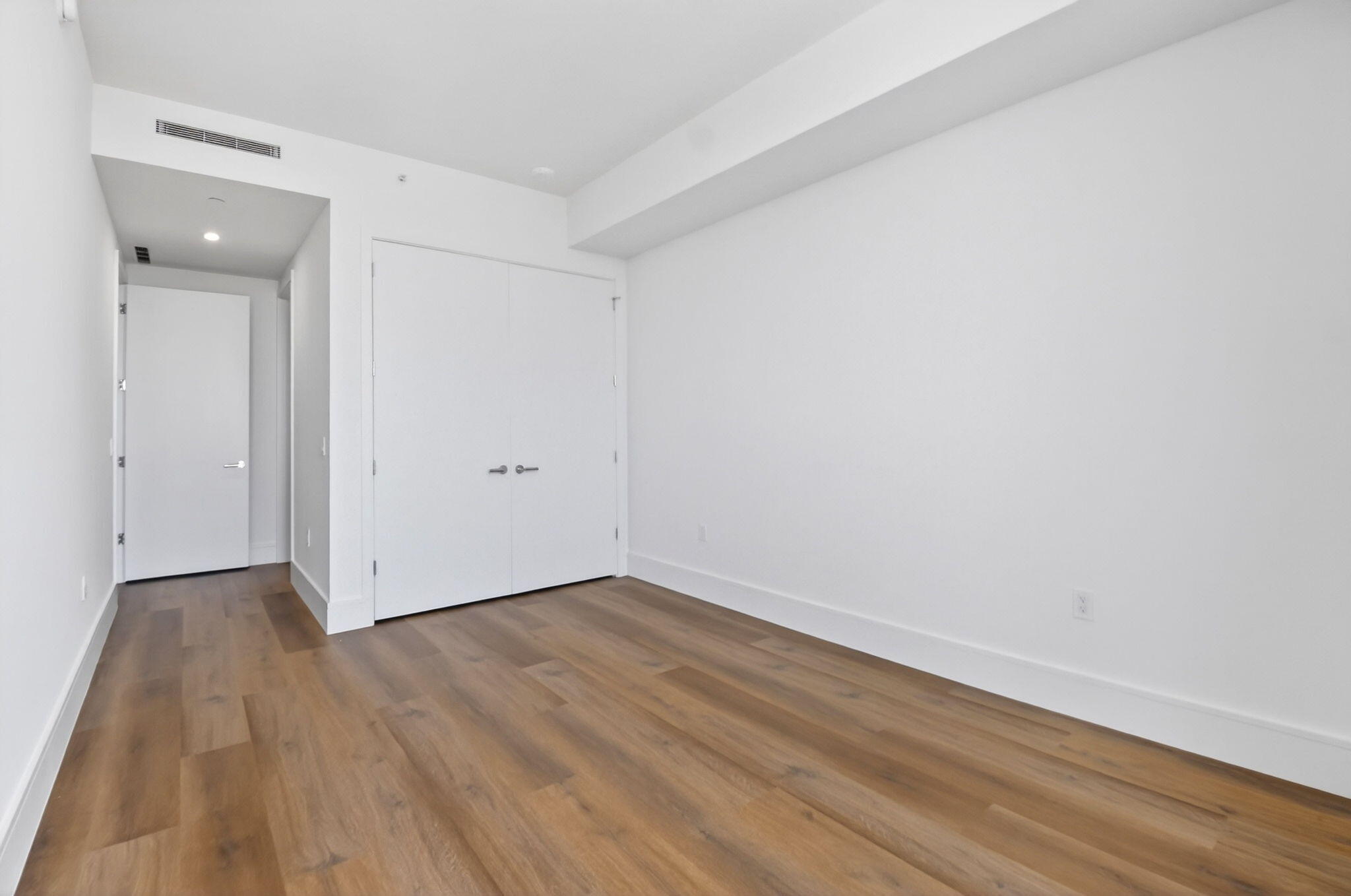 220 Lake Shore Drive 1808 Property Photo 39