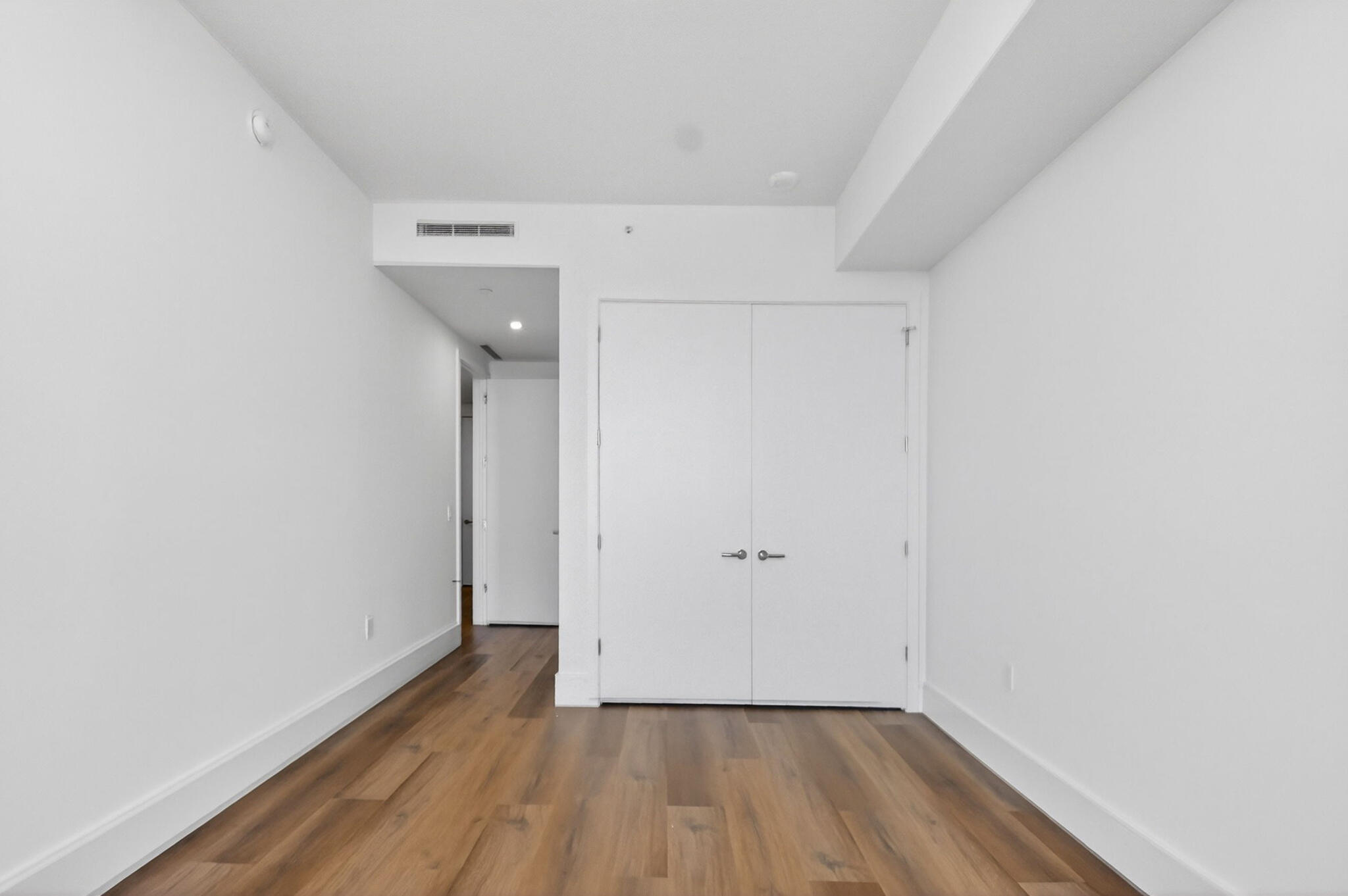 220 Lake Shore Drive 1808 Property Photo 40