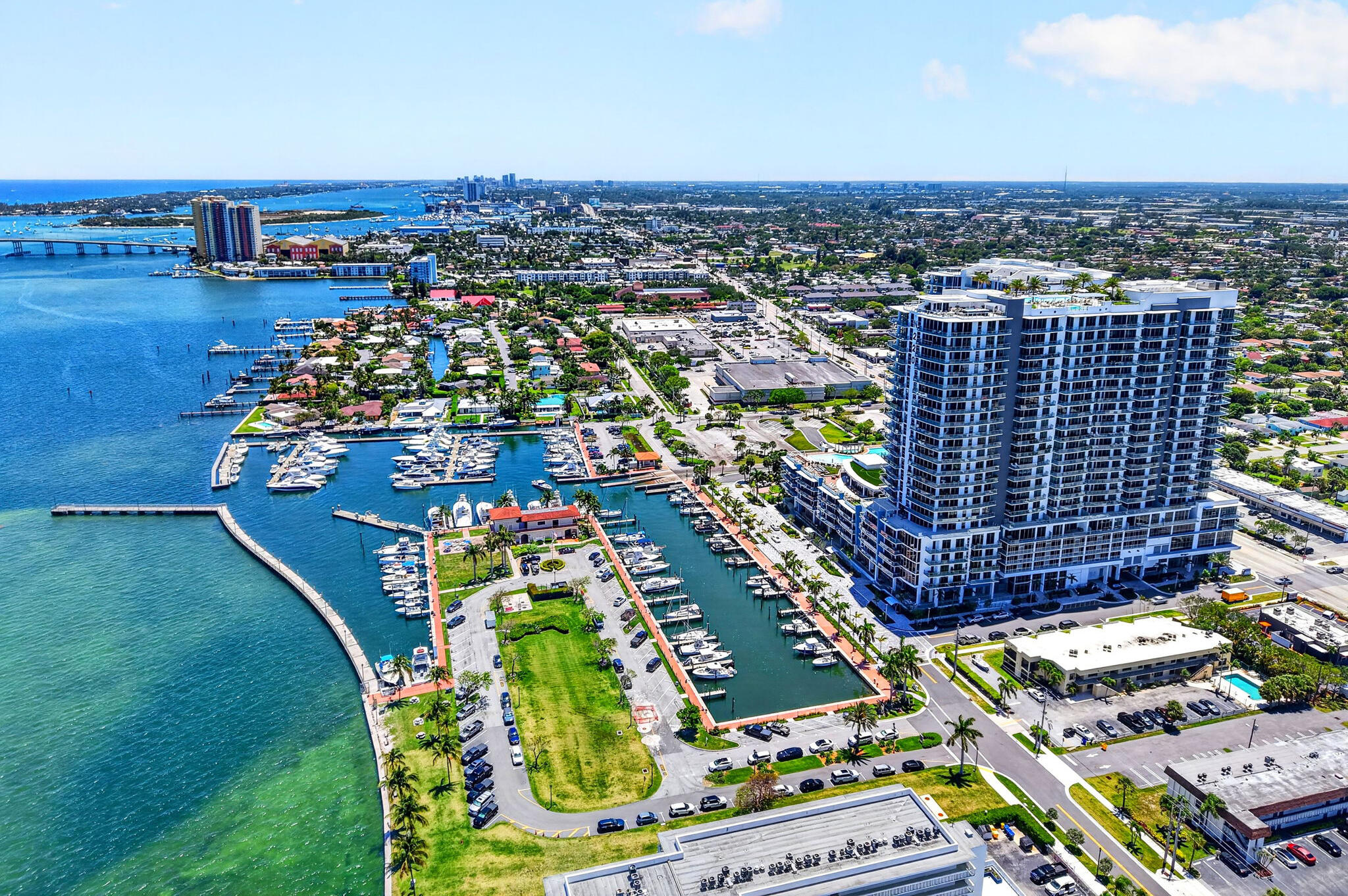 220 Lake Shore Drive 1808 Property Photo 82