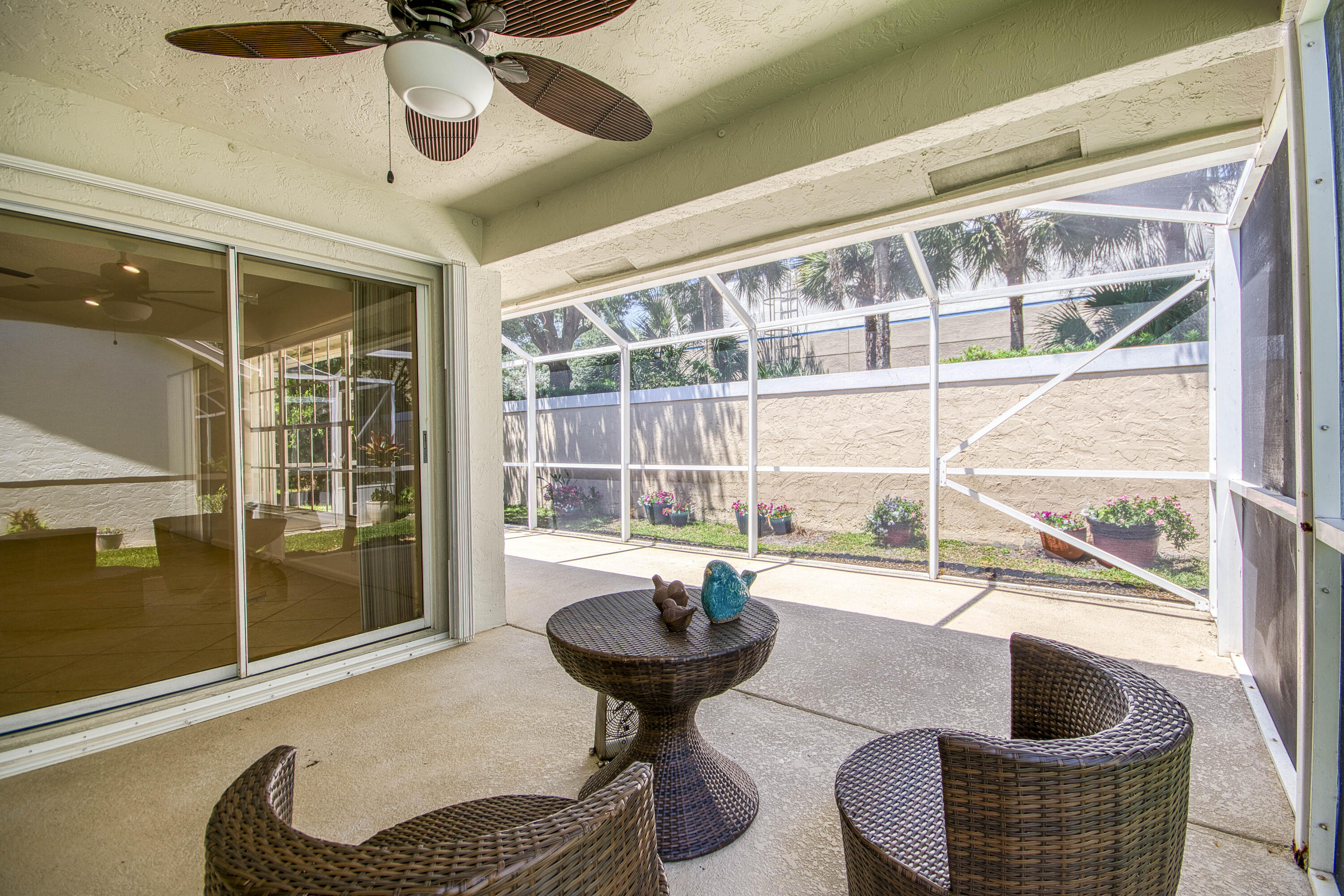252 Moccasin Trail W Property Photo 12