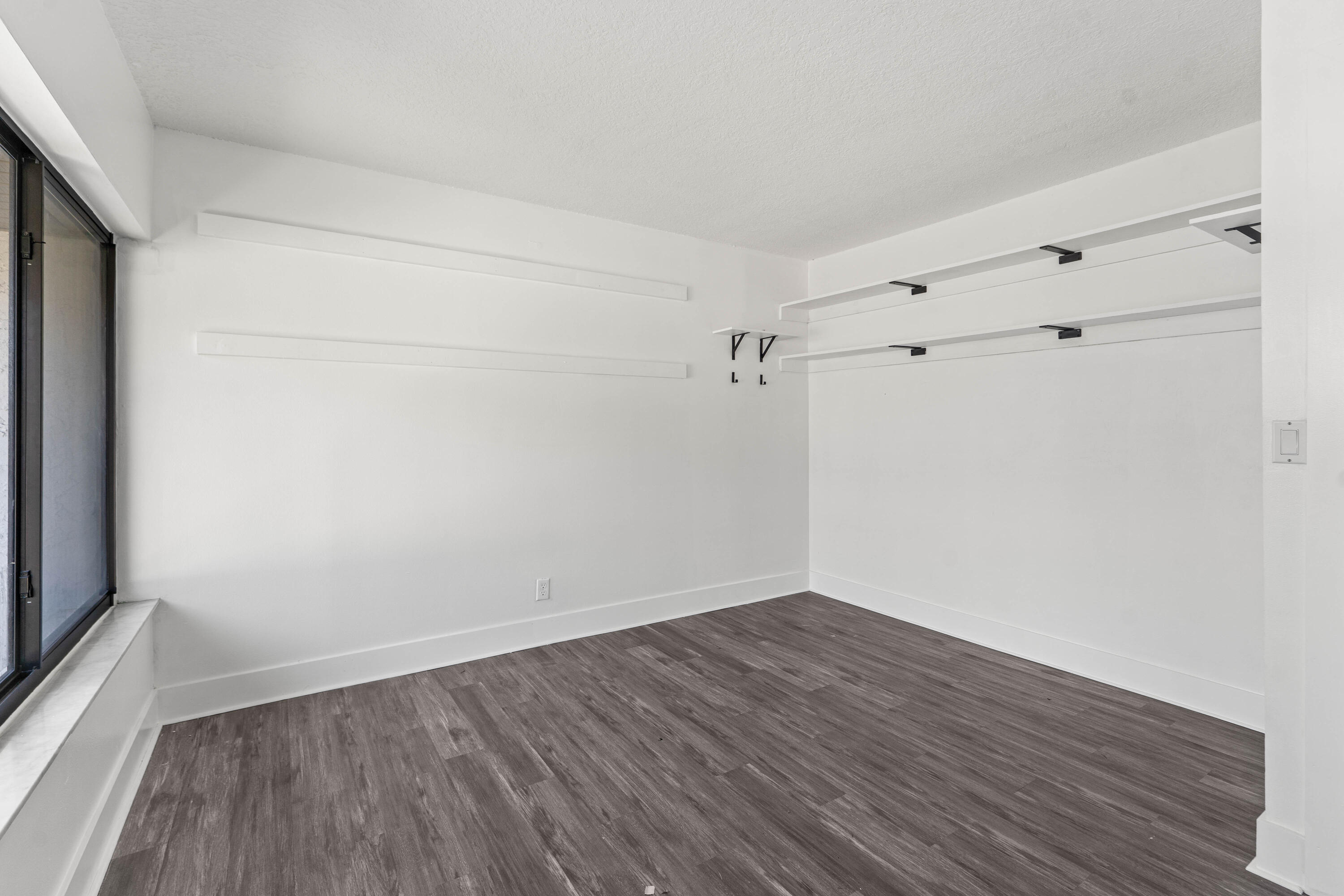 412 Southwind Drive B2 Property Photo 30