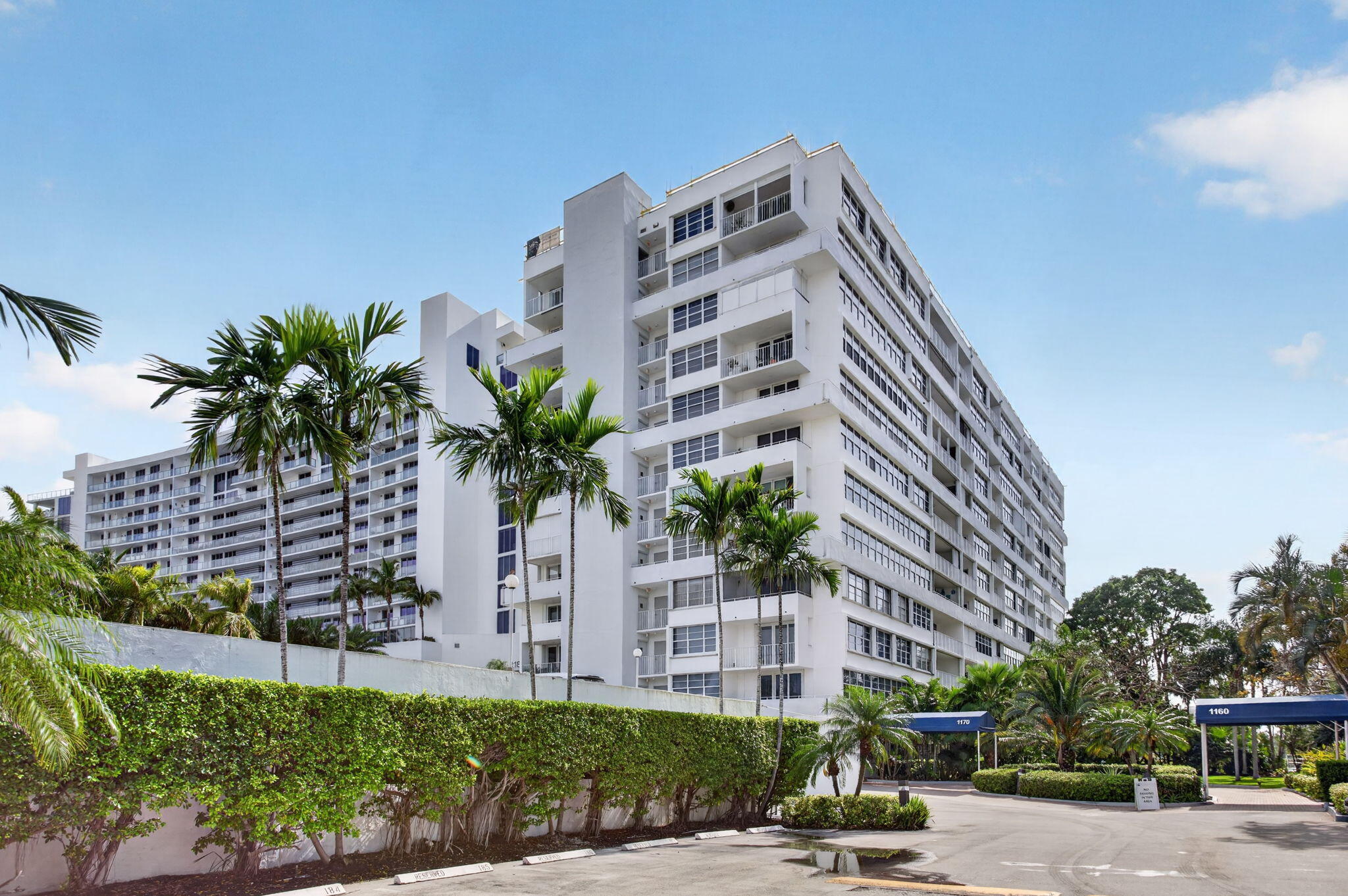1170 N Federal Highway 305 Property Photo 1