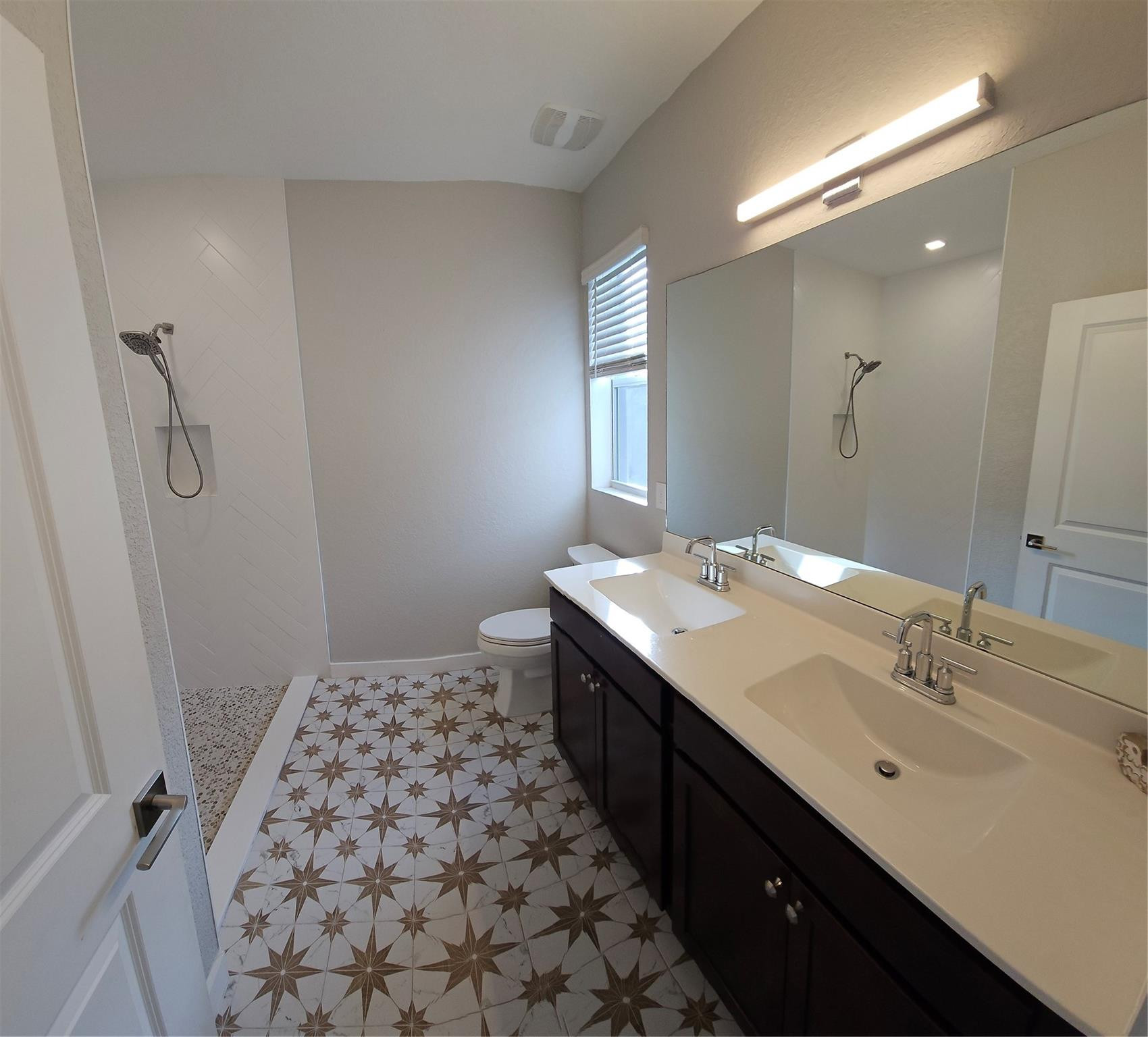 3034 Ne Skyview Lane Property Photo 10