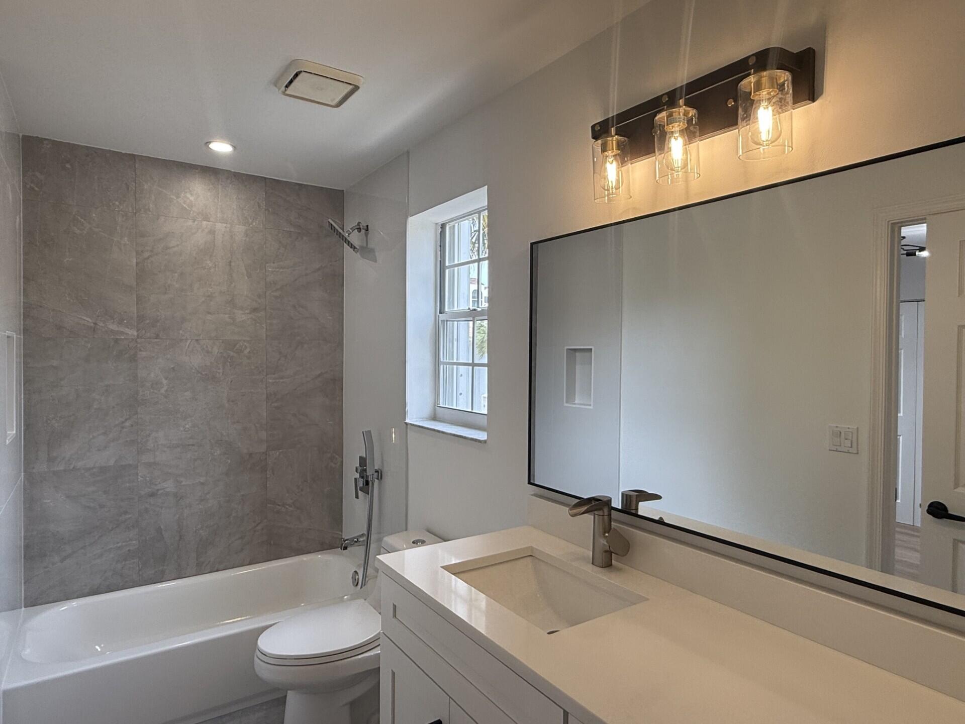 7218 Panache Way Property Photo 19