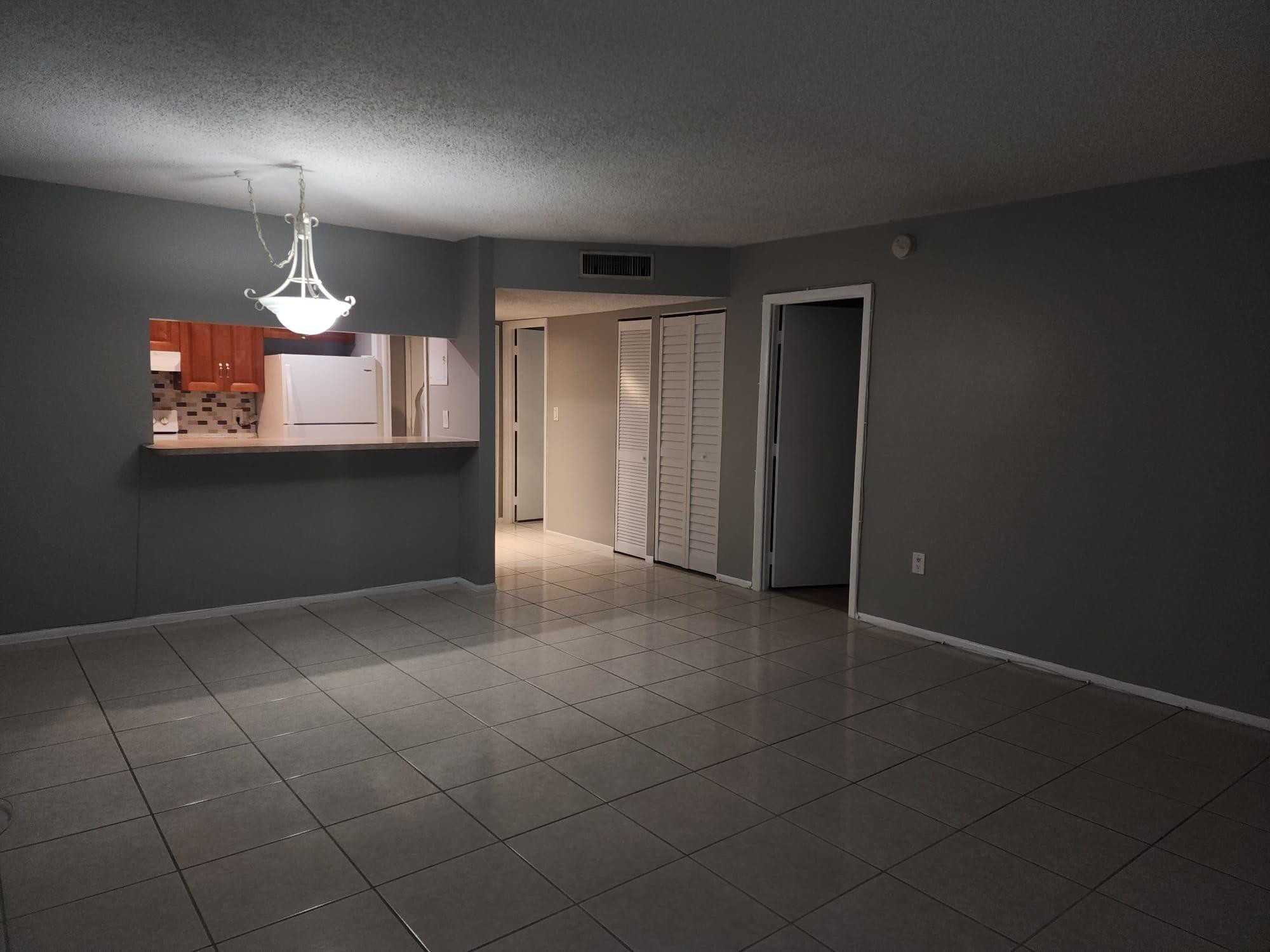 4174 Inverrary Drive 811 Property Photo 4