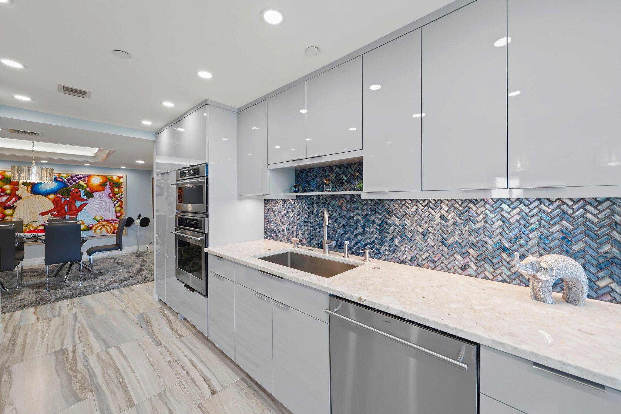 500 Ocean Drive E4c Property Photo 20