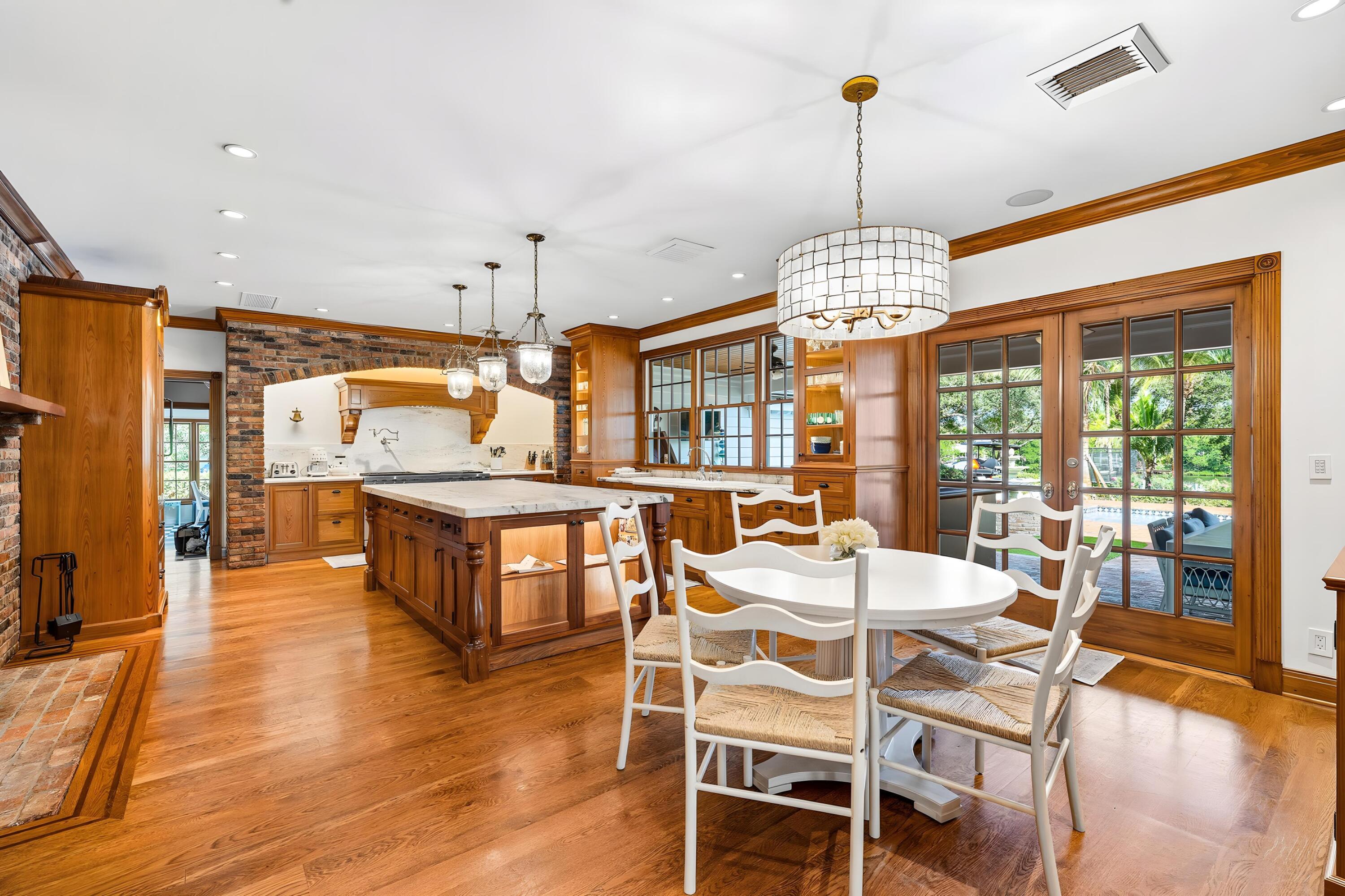 19153 Se Jupiter River Drive Property Photo 10