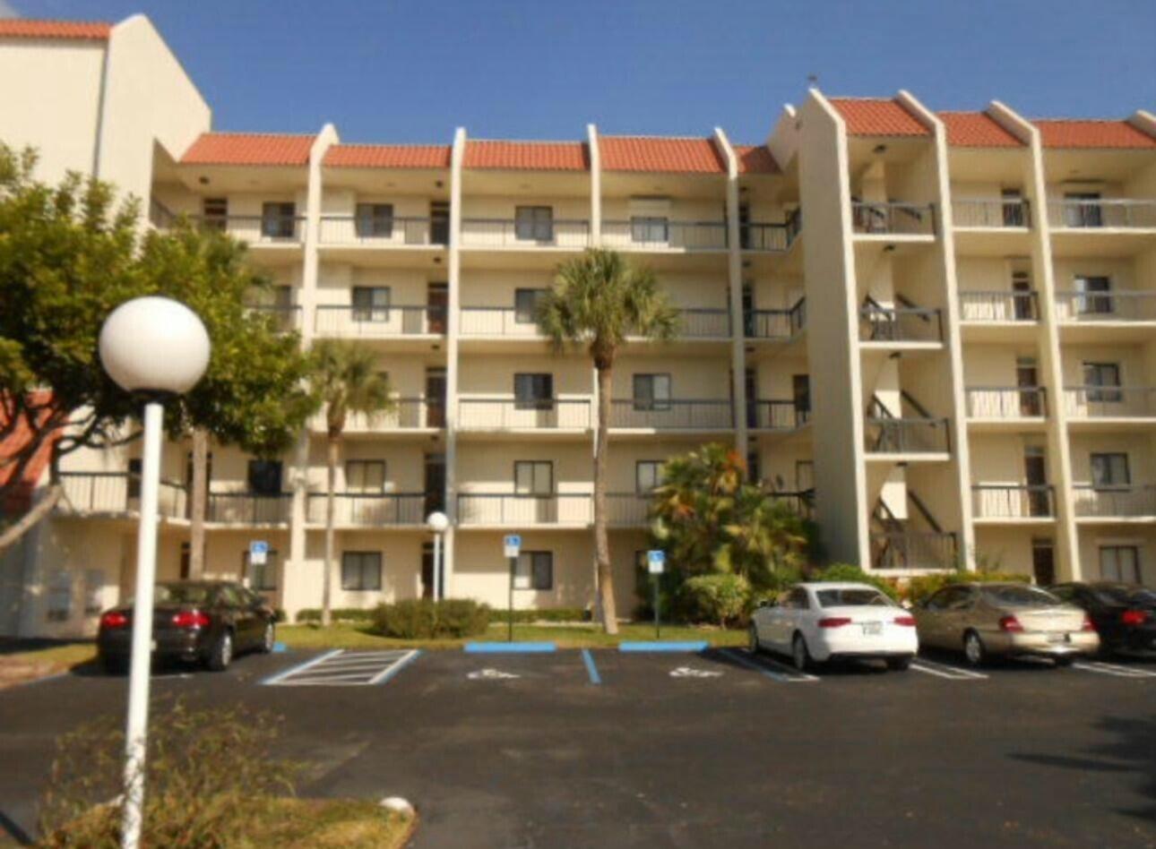 3000 Presidential Way 404 Property Photo 2