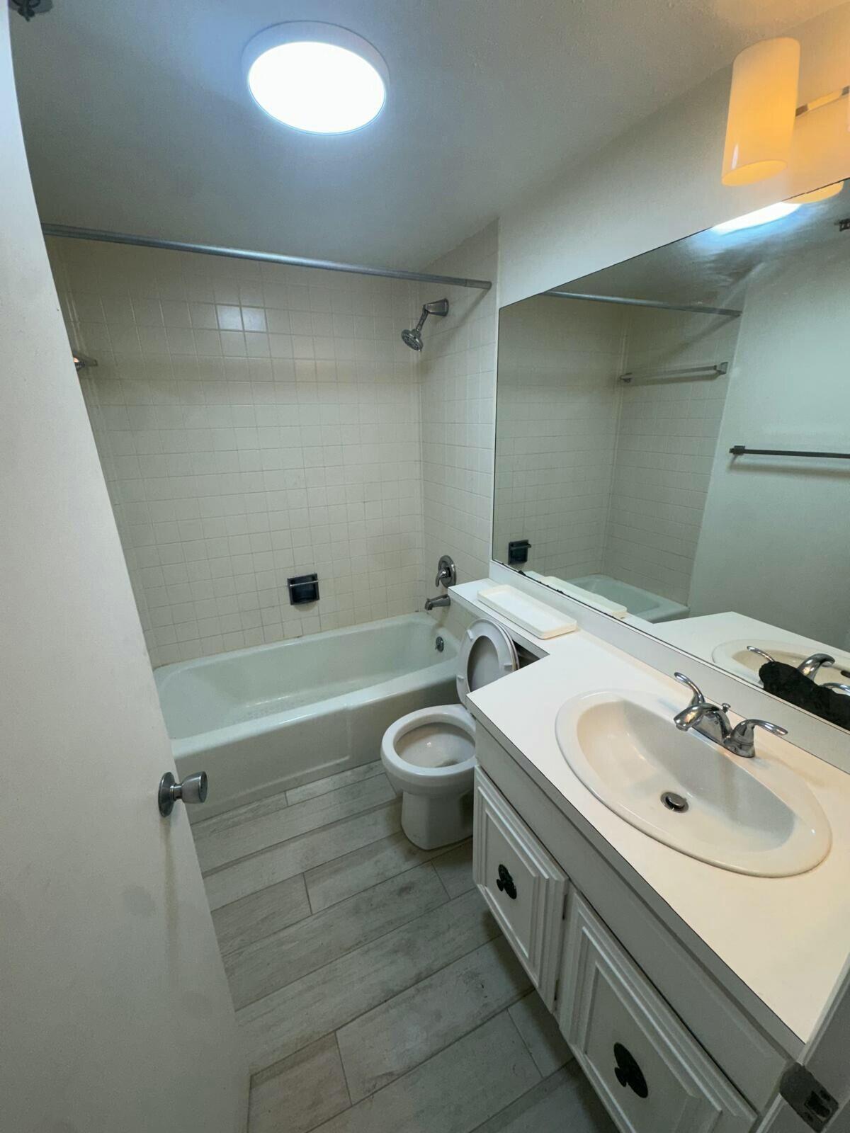 3000 Presidential Way 404 Property Photo 15