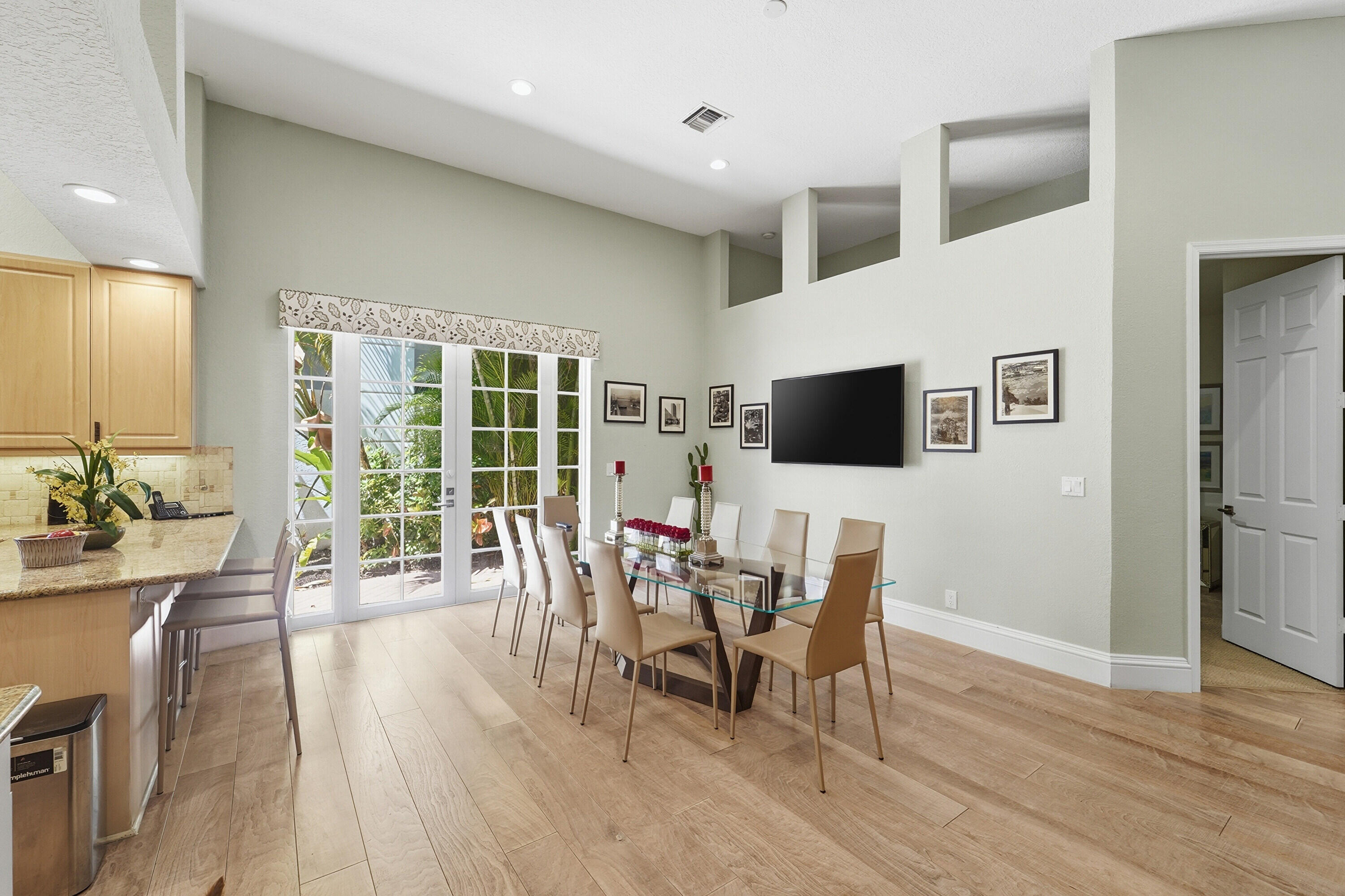 16197 Villa Vizcaya Place Property Photo 8