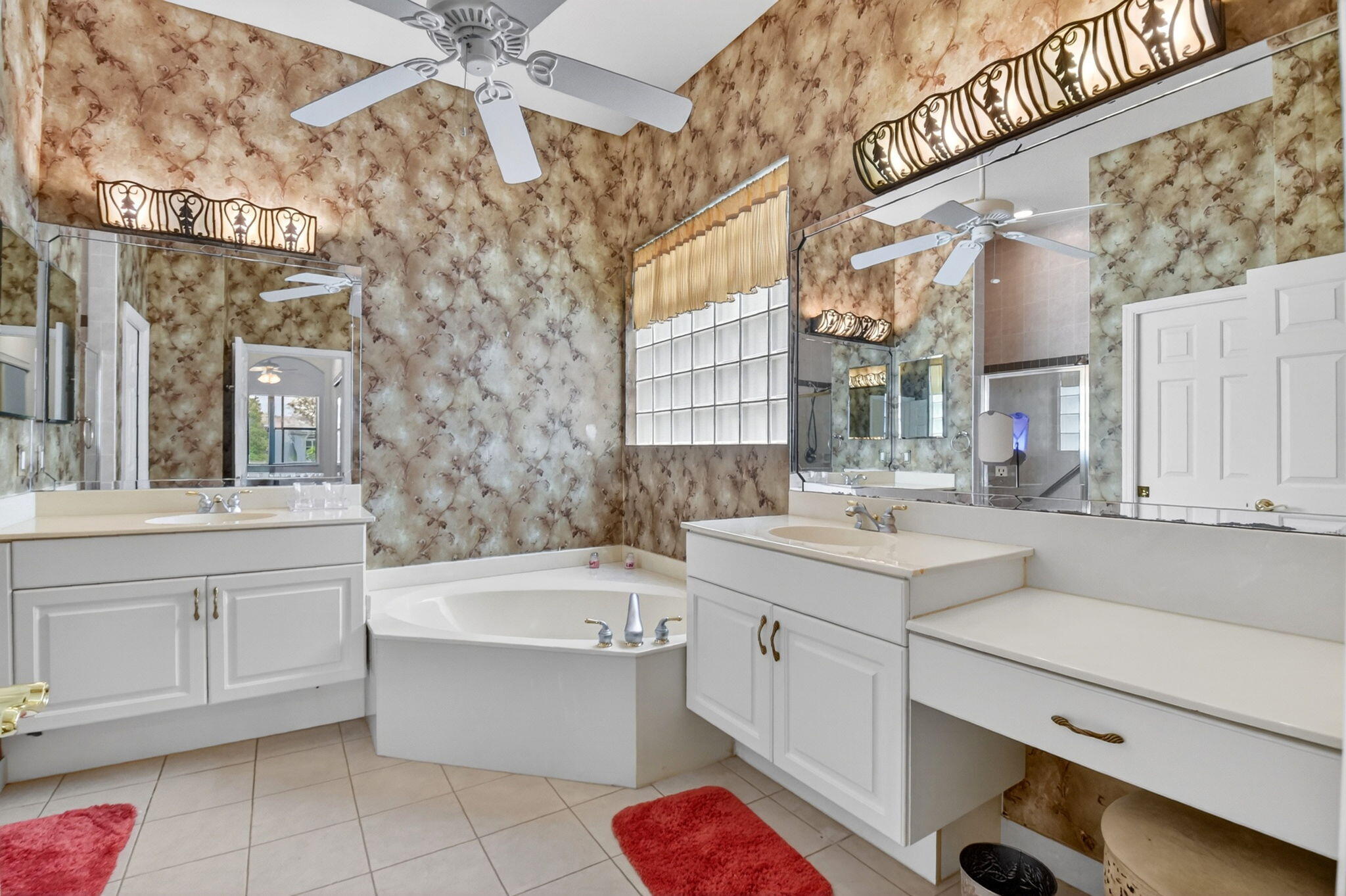 9848 Vedette Lane Property Photo 17