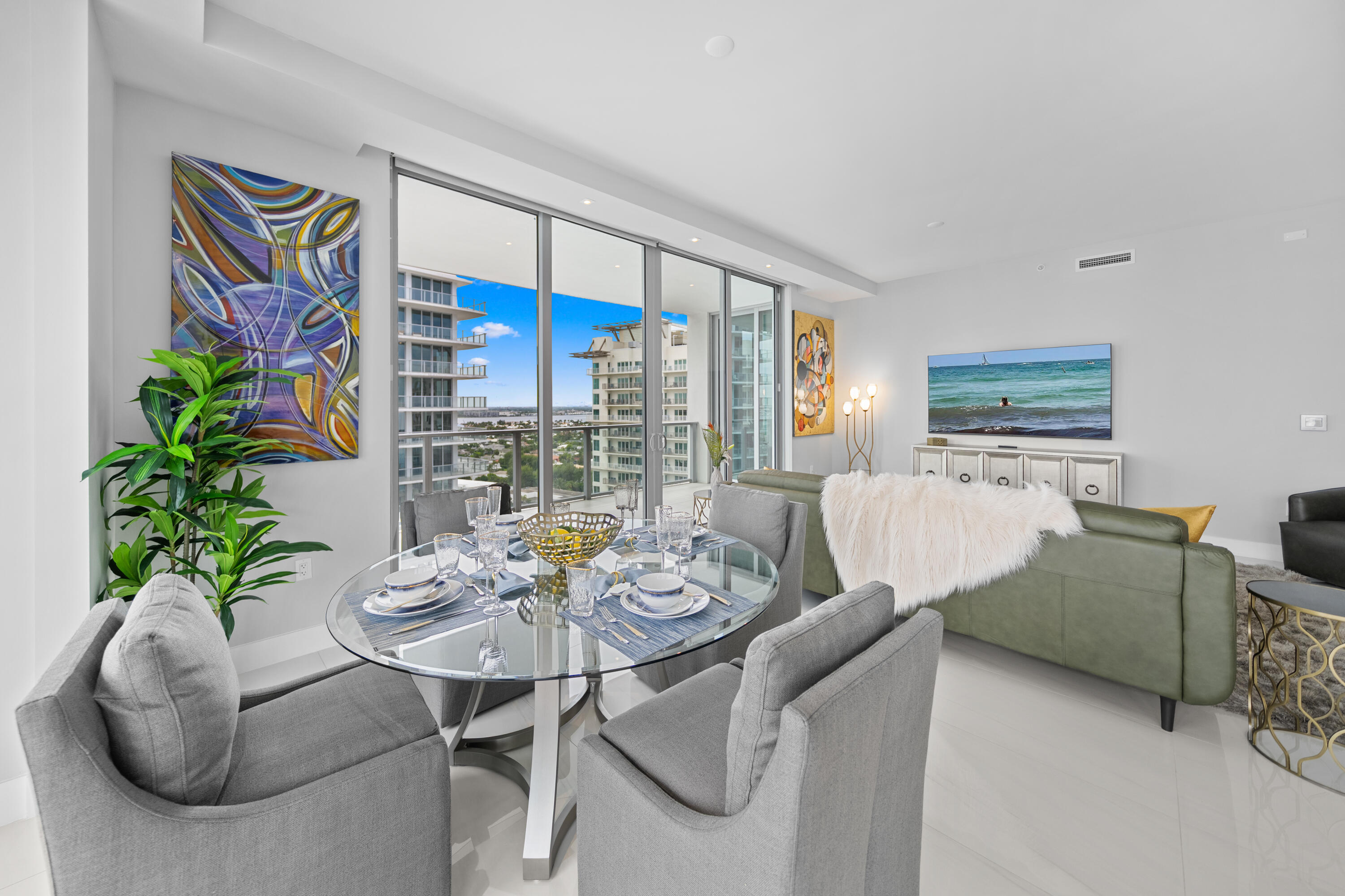 3100 N Ocean Drive H-1608 Property Photo 13