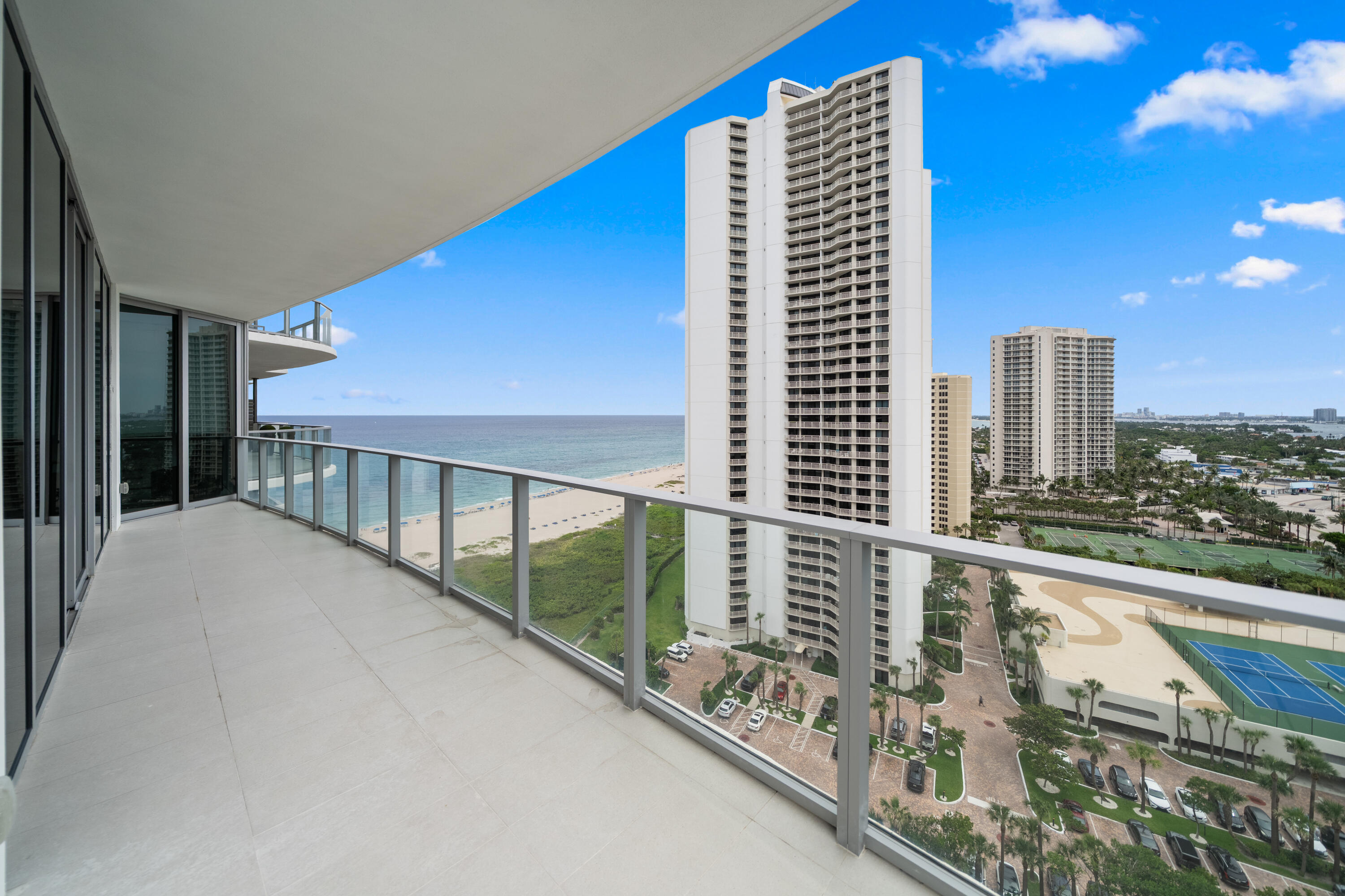 3100 N Ocean Drive H-1608 Property Photo 23