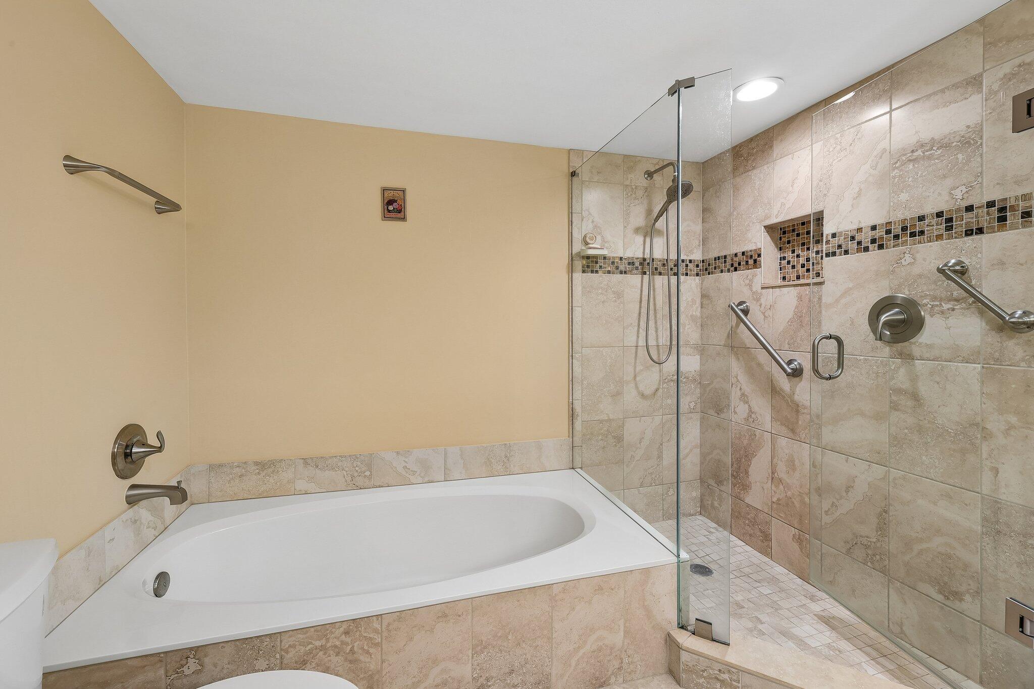 9681 E Sills Dr E 102 Property Photo 18