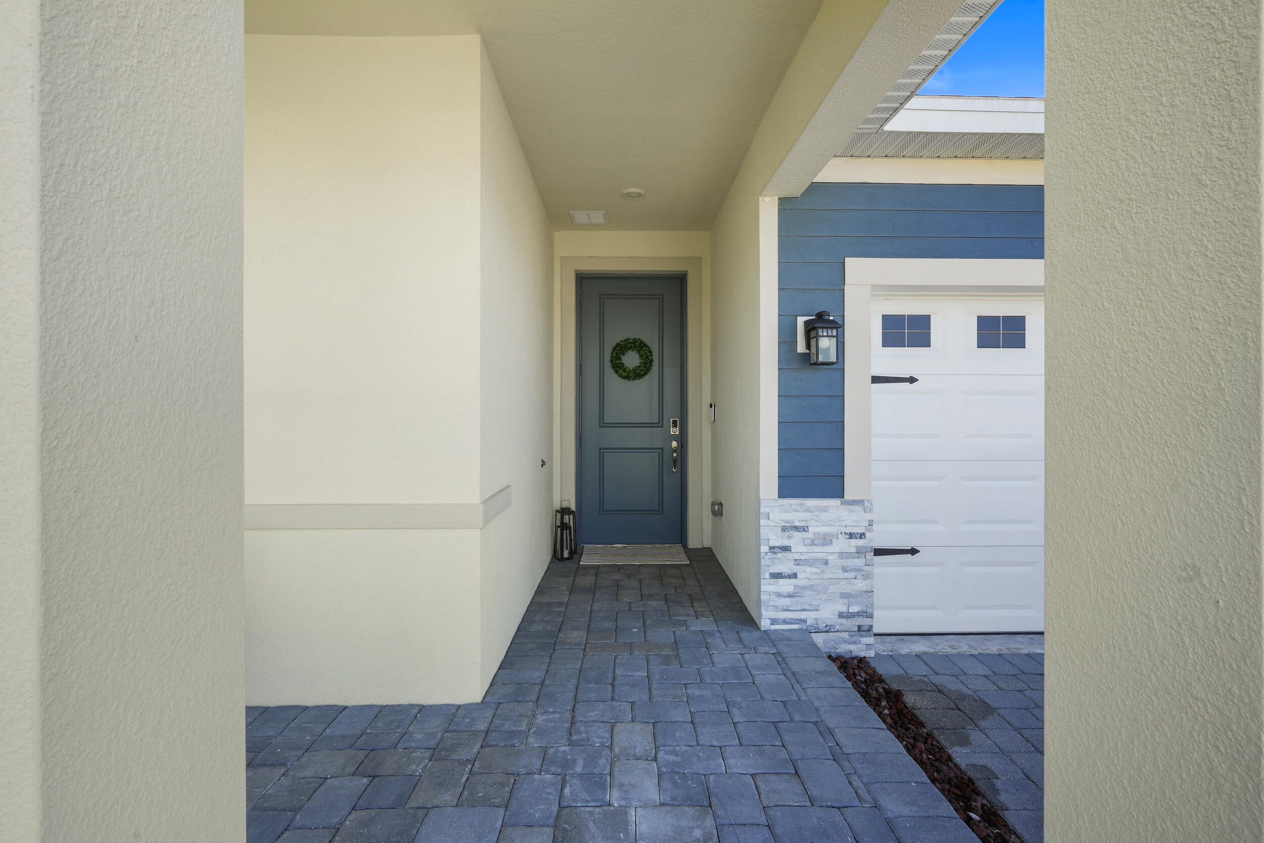 8588 Dahlia Circle Property Photo 8