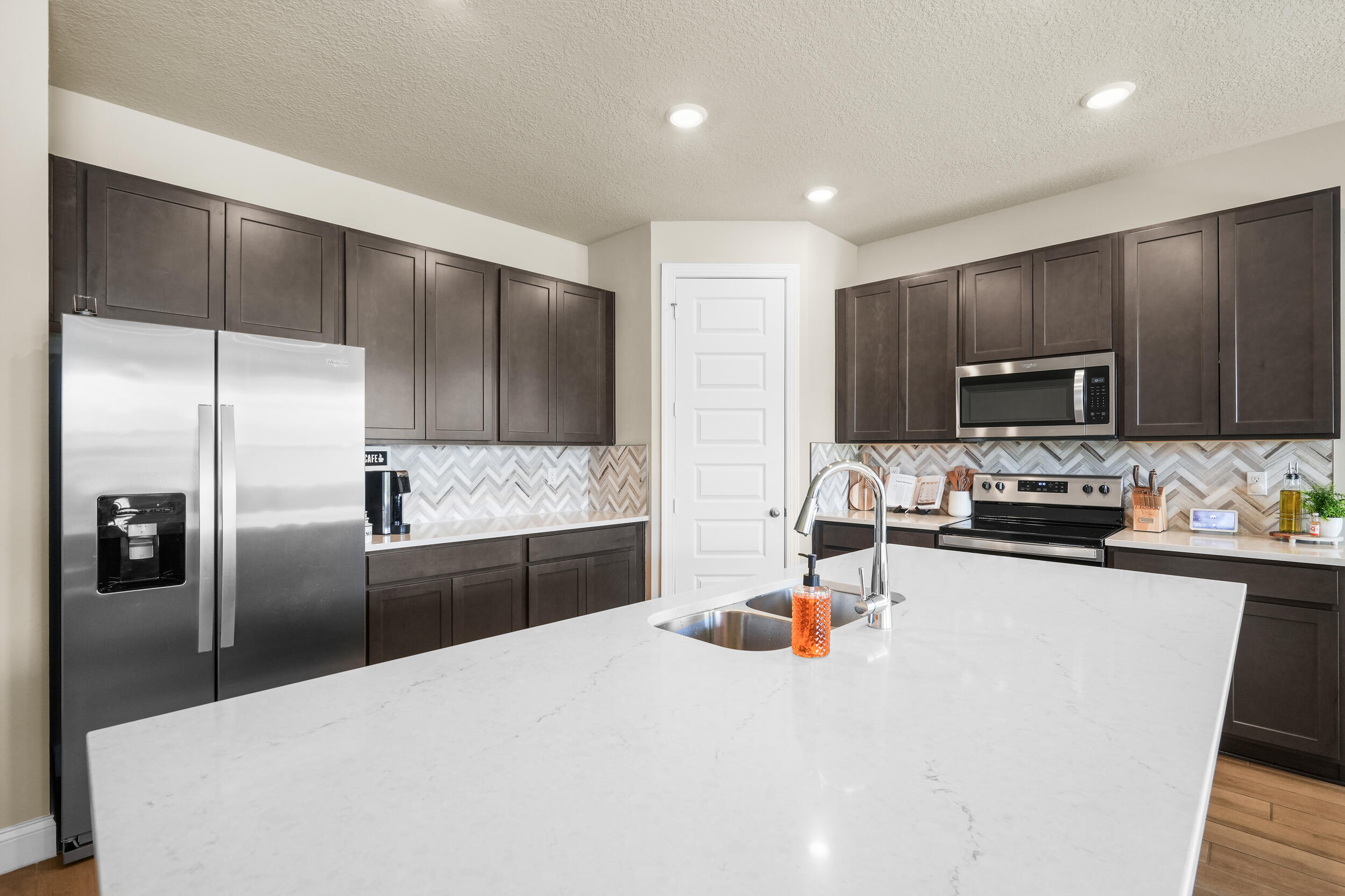 8588 Dahlia Circle Property Photo 20