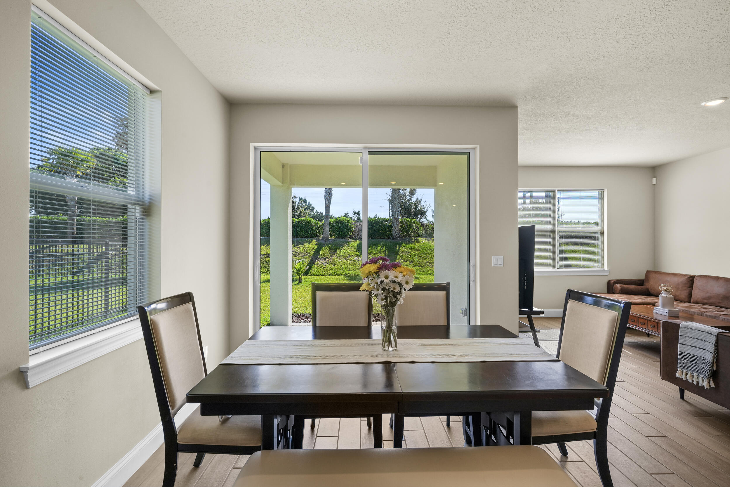 8588 Dahlia Circle Property Photo 32
