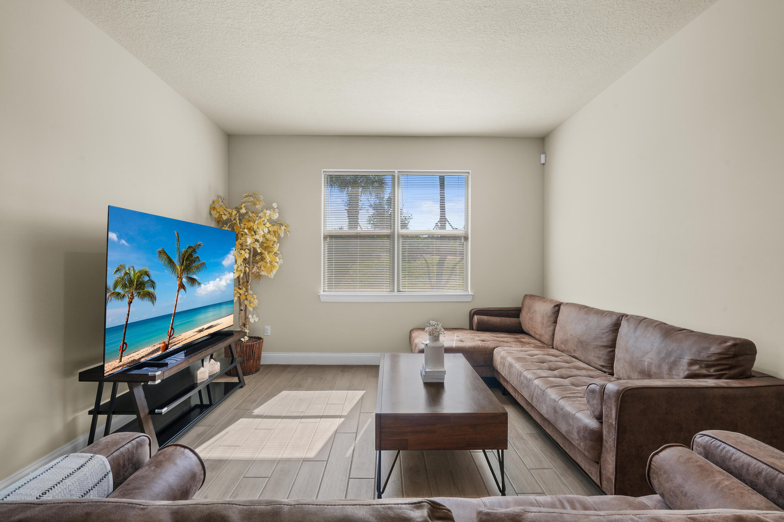 8588 Dahlia Circle Property Photo 37
