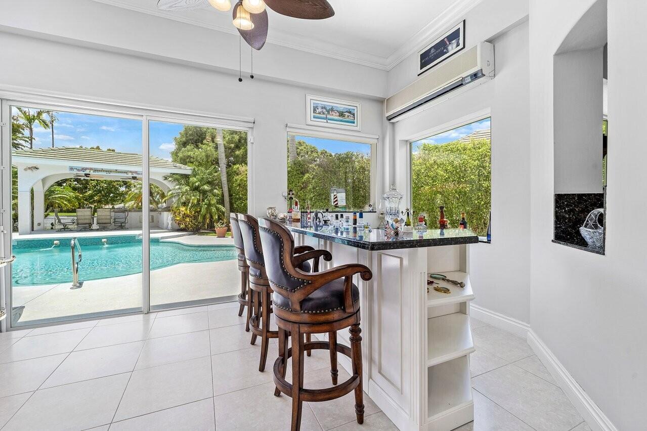 6990 Cypress Cove Circle Property Photo 10