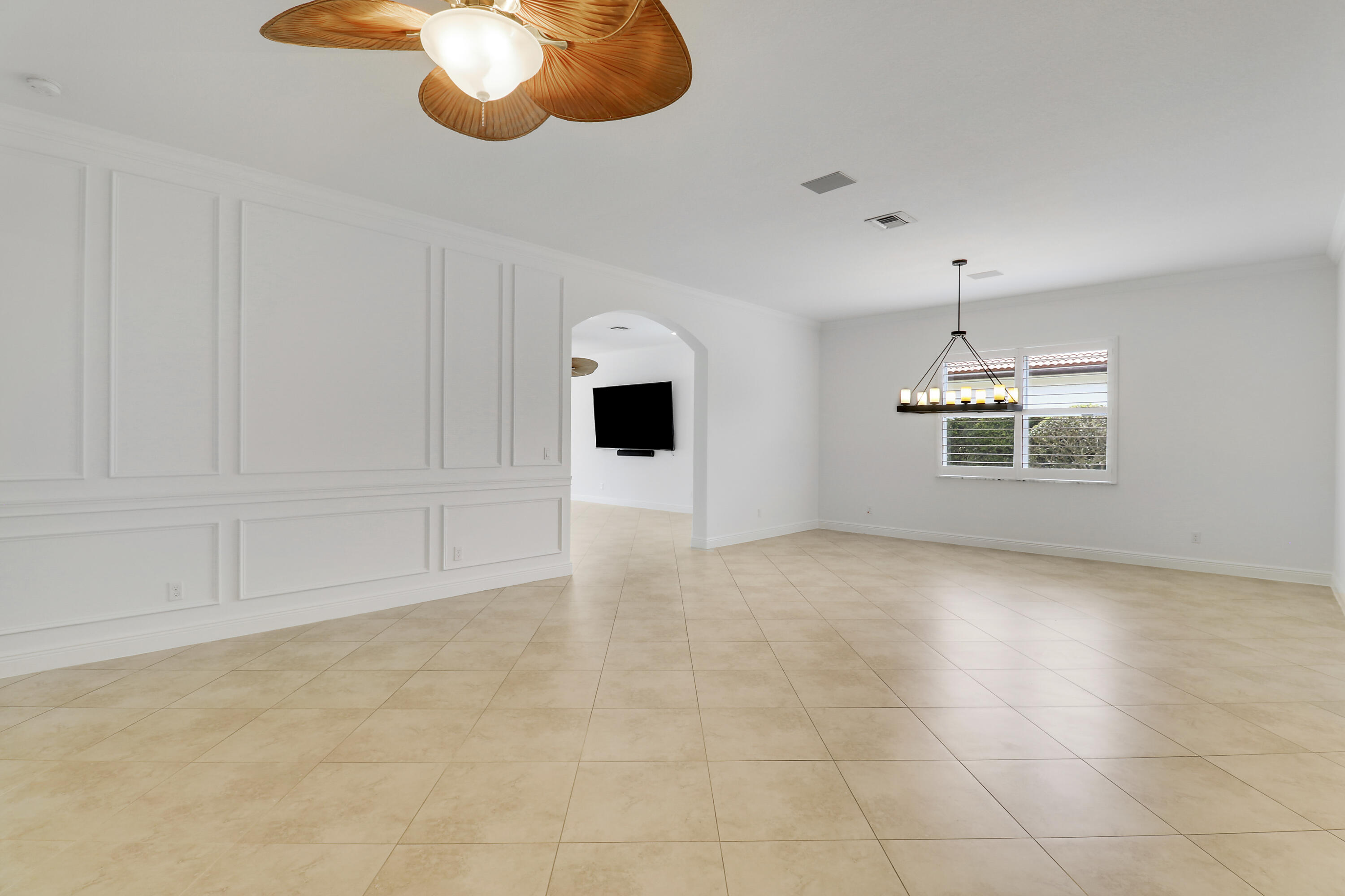 119 Steeple Circle Property Photo 5