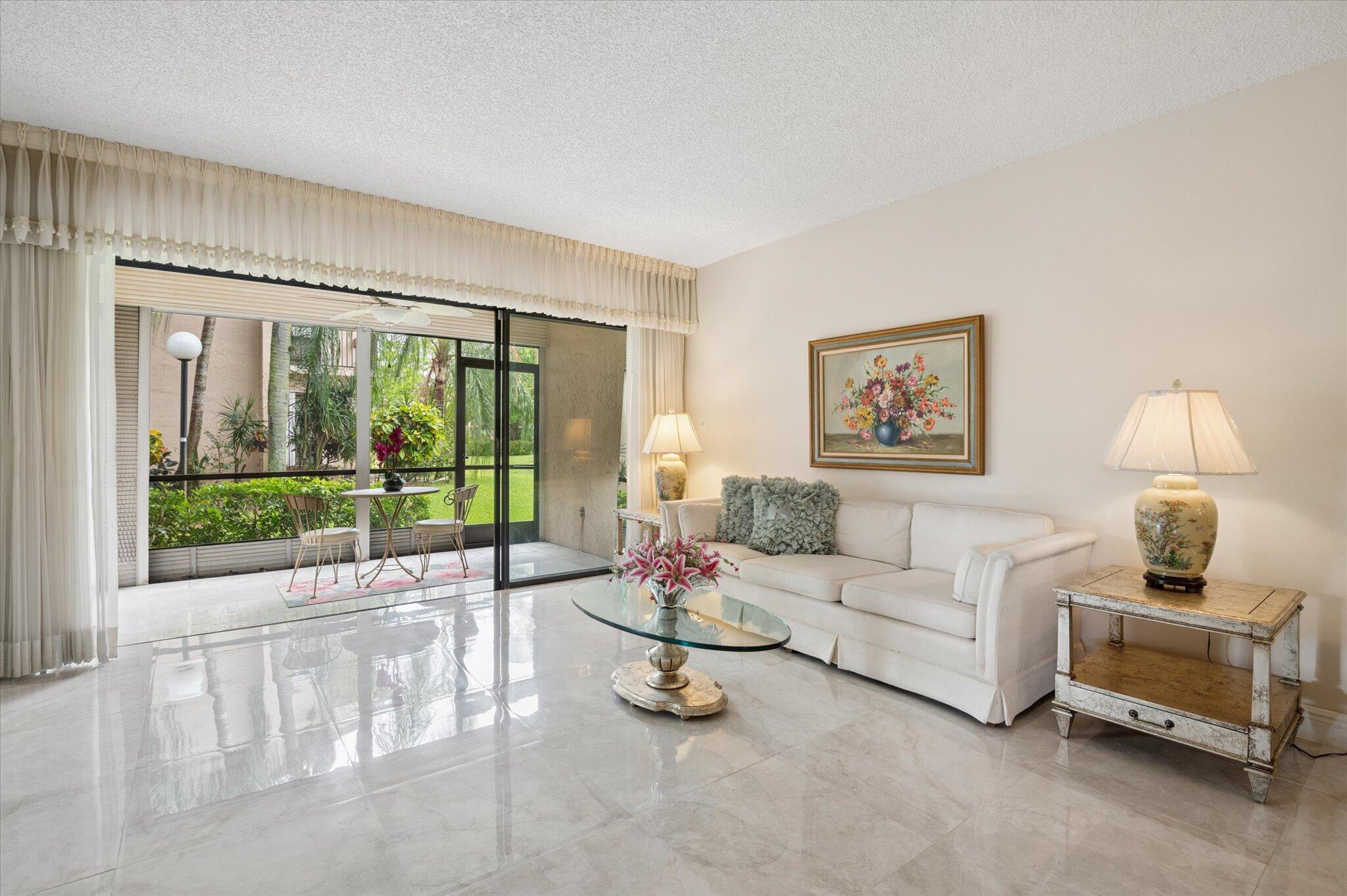 2307 SW 15th Street SW 1