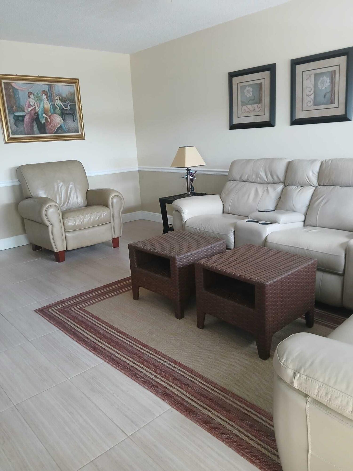4023 Newport H Property Photo 2