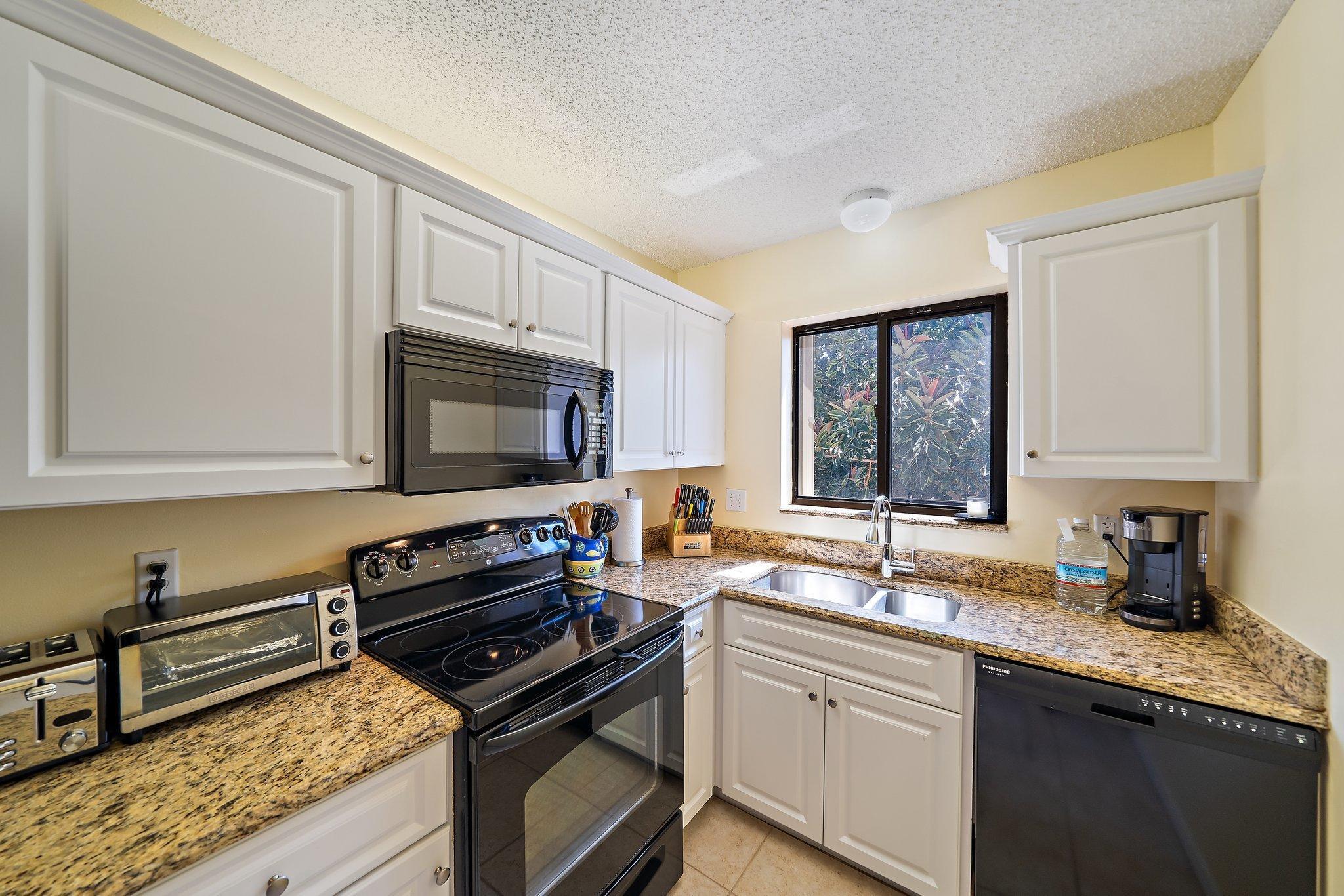860 Bella Vista Court S 60 Property Photo 15