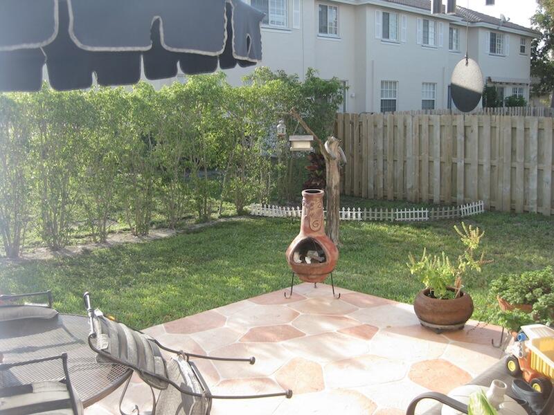 4070 Nw 91st Terrace Property Photo 4