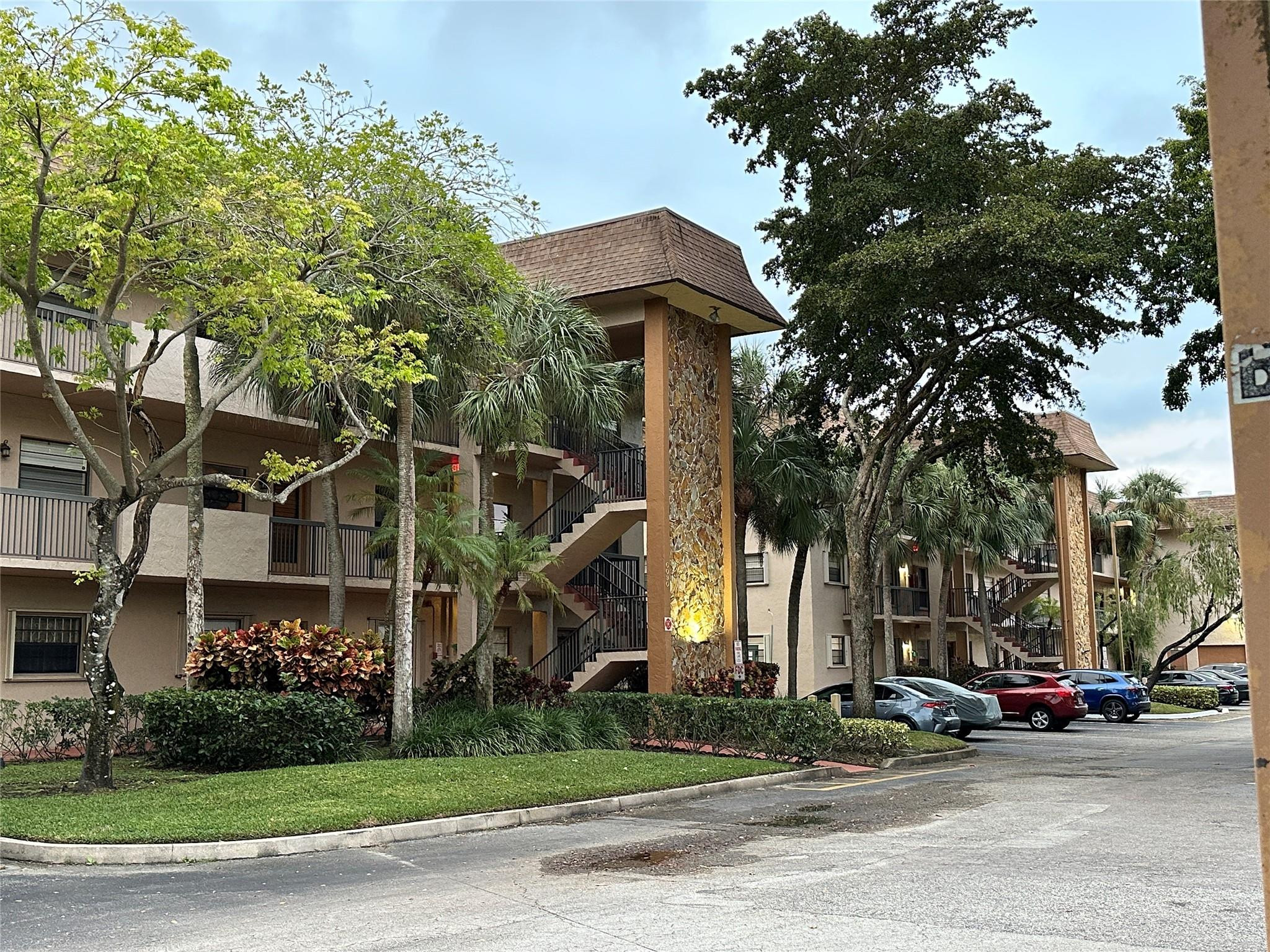 6090 N Sabal Palm Boulevard 110 Property Photo 1