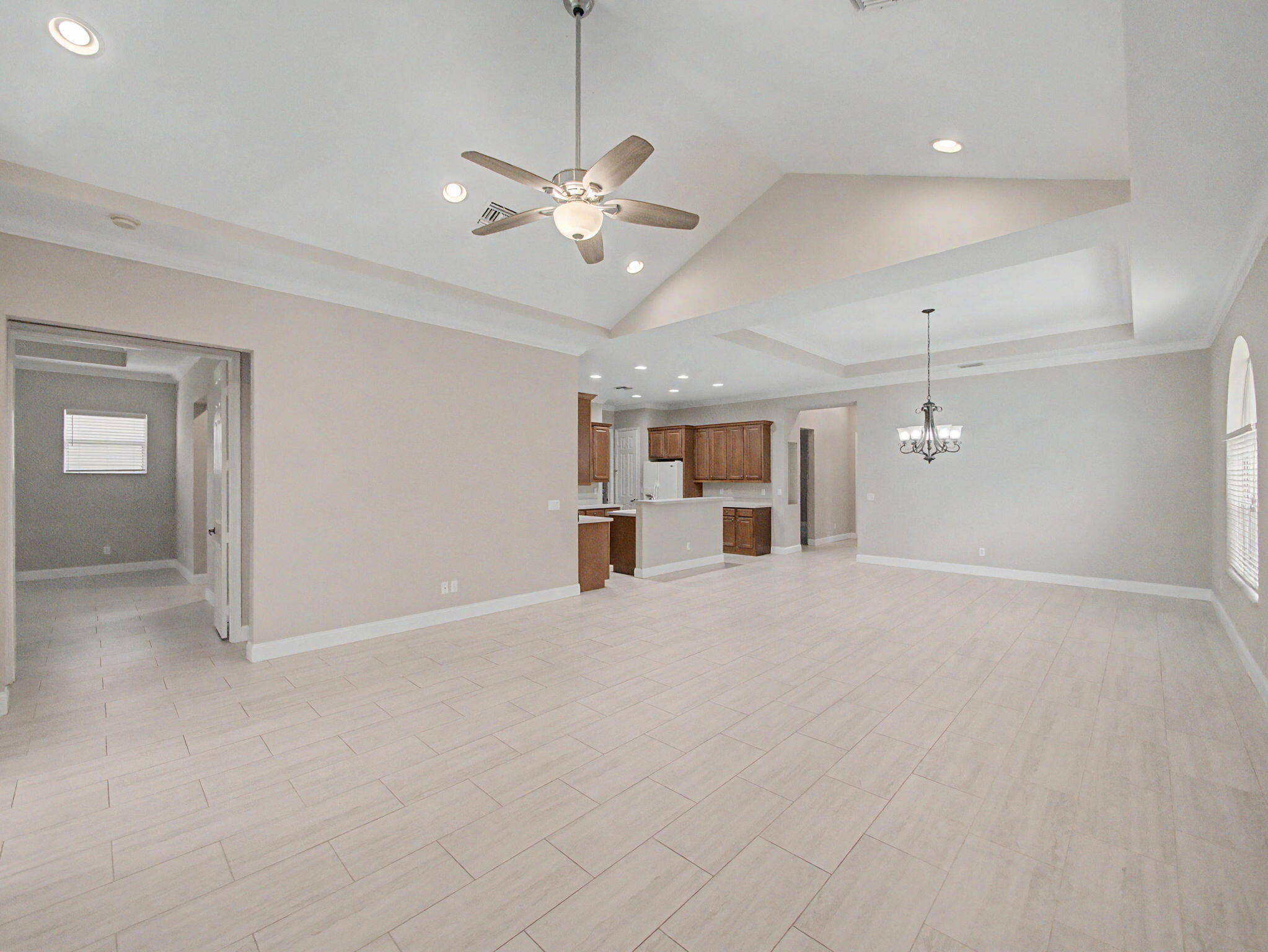 9112 Short Chip Circle Property Photo 4