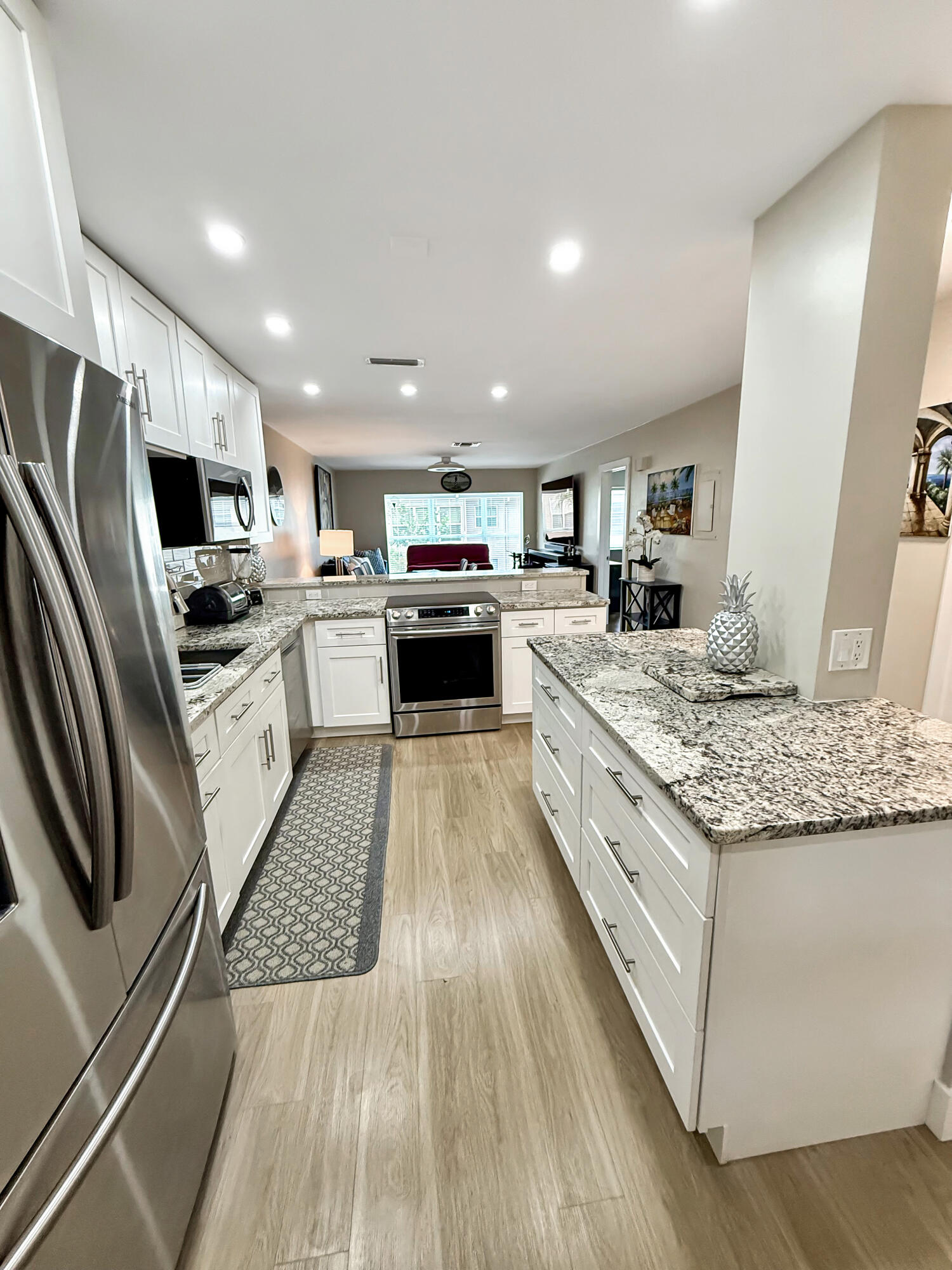 13916 Via Flora F Property Photo 2