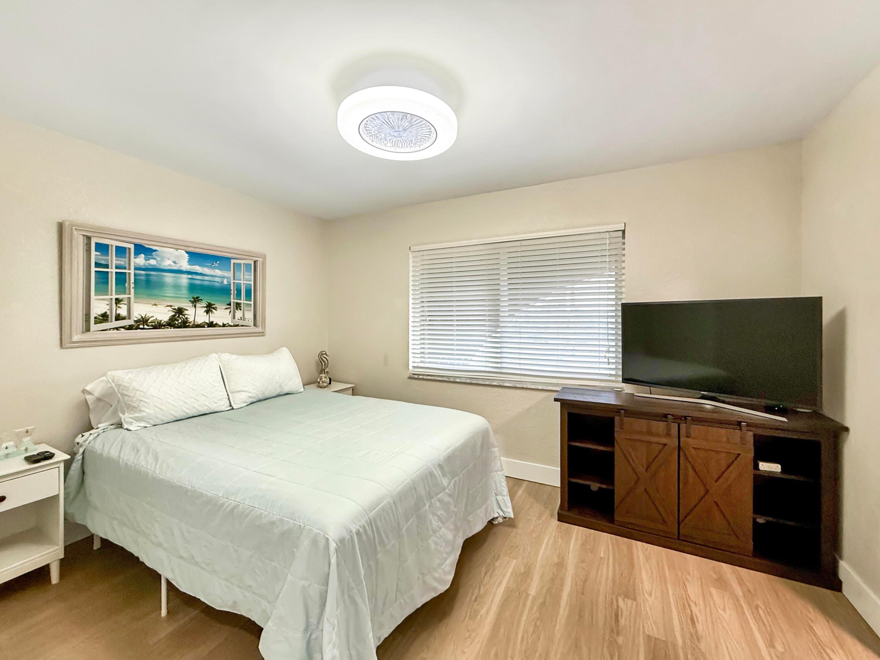 13916 Via Flora F Property Photo 8
