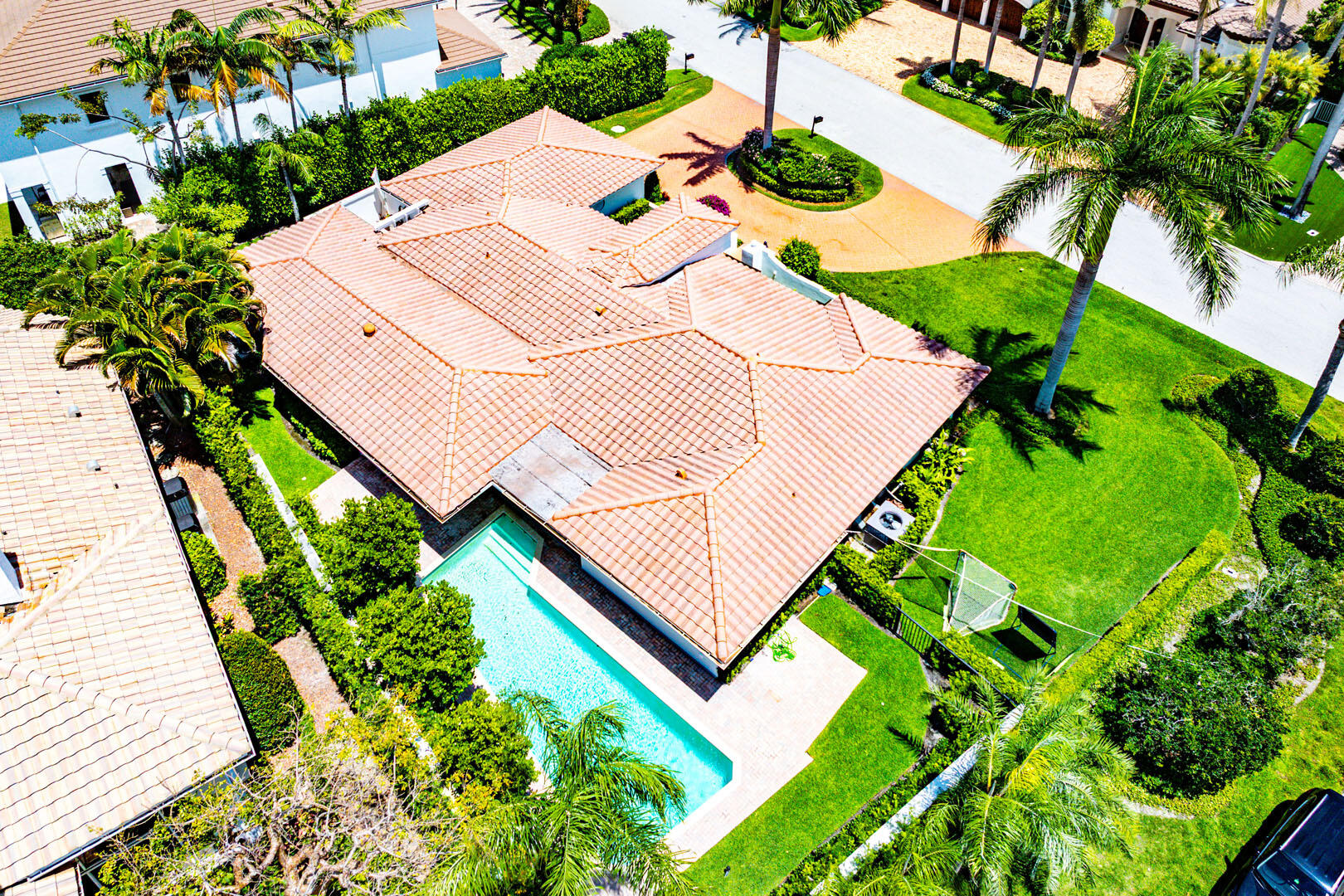 1251 Thatch Palm Drive Property Photo 40