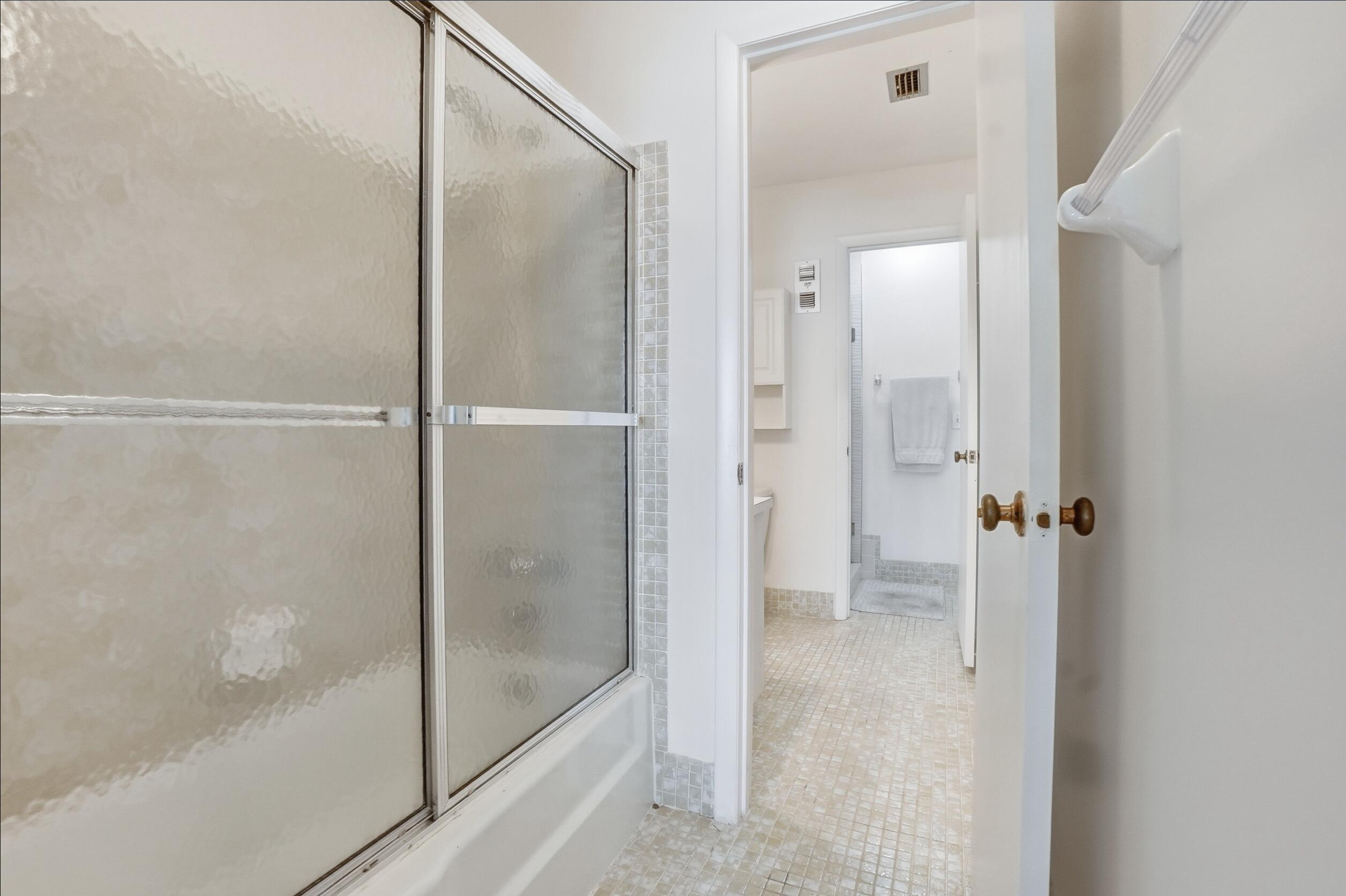 1300 Seaway Drive D6 Property Photo 22
