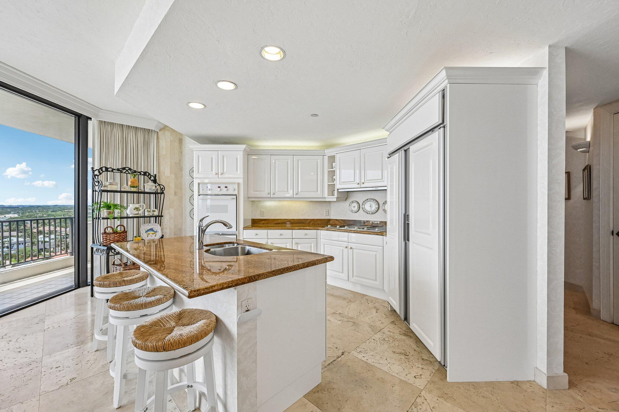 800 Ocean Drive 1105 Property Photo 15