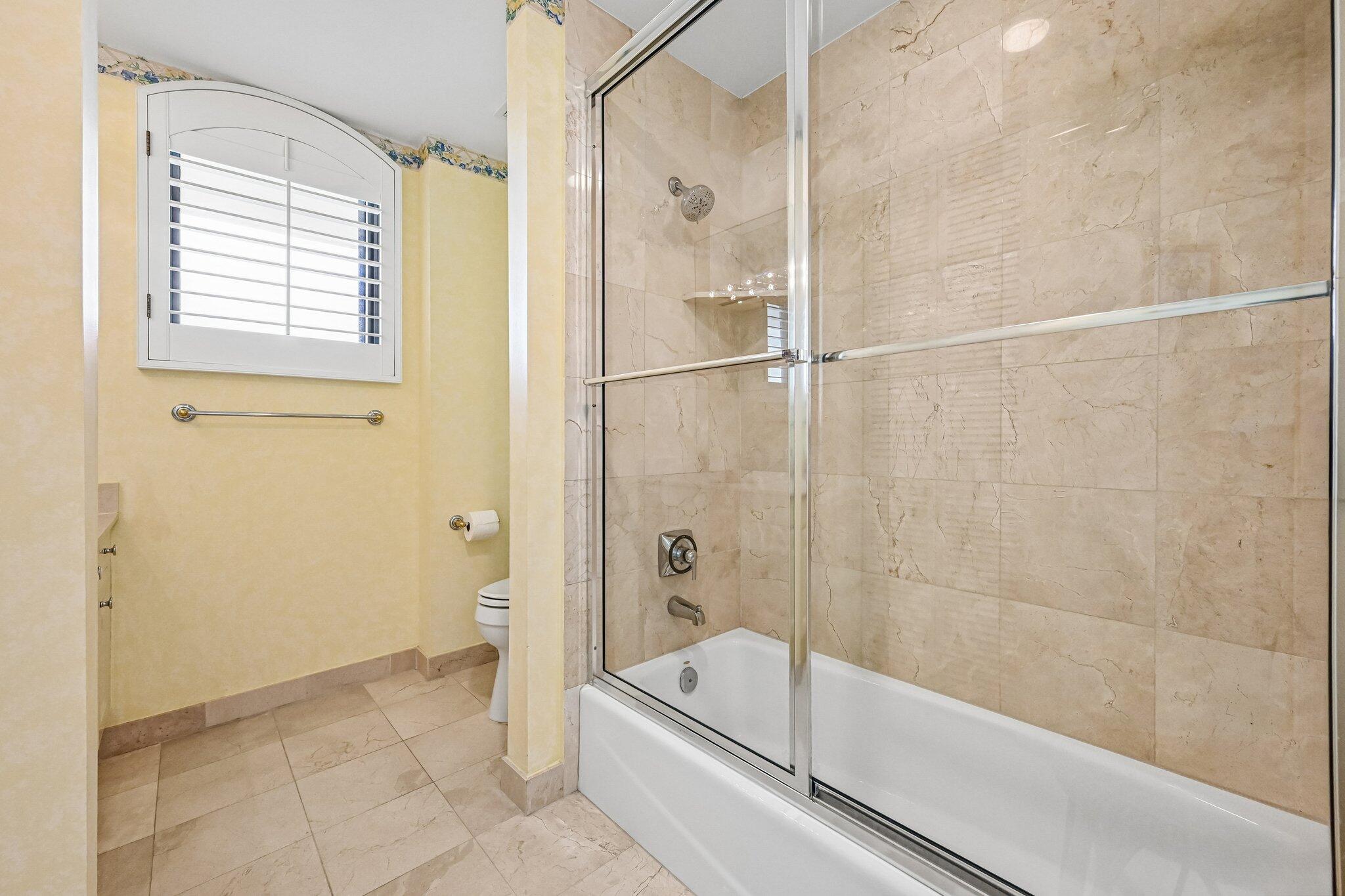 800 Ocean Drive 1105 Property Photo 37