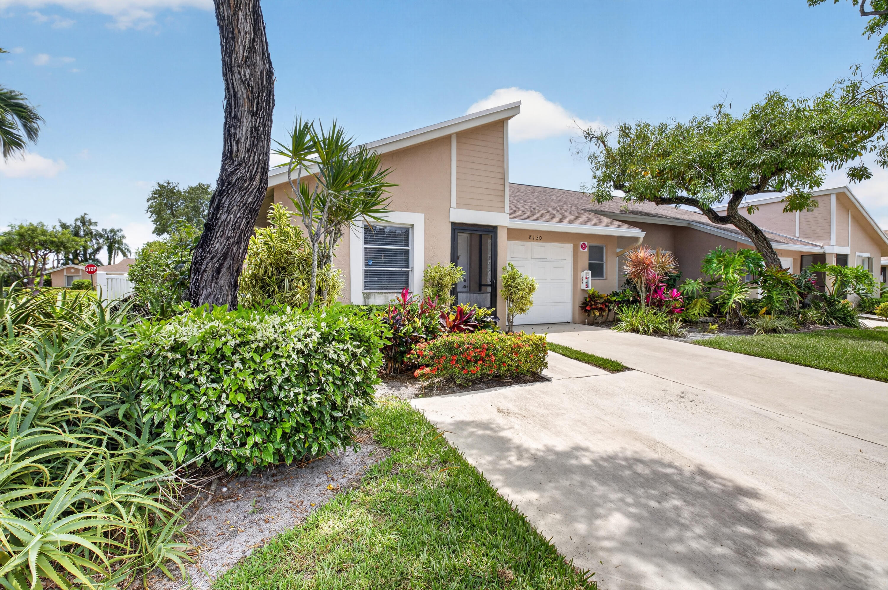 8130 Springtree Road A Property Photo 4