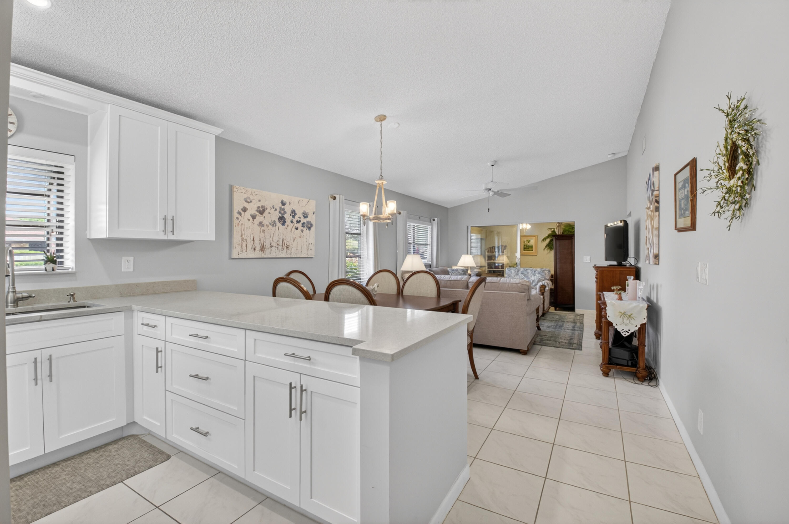 8130 Springtree Road A Property Photo 7