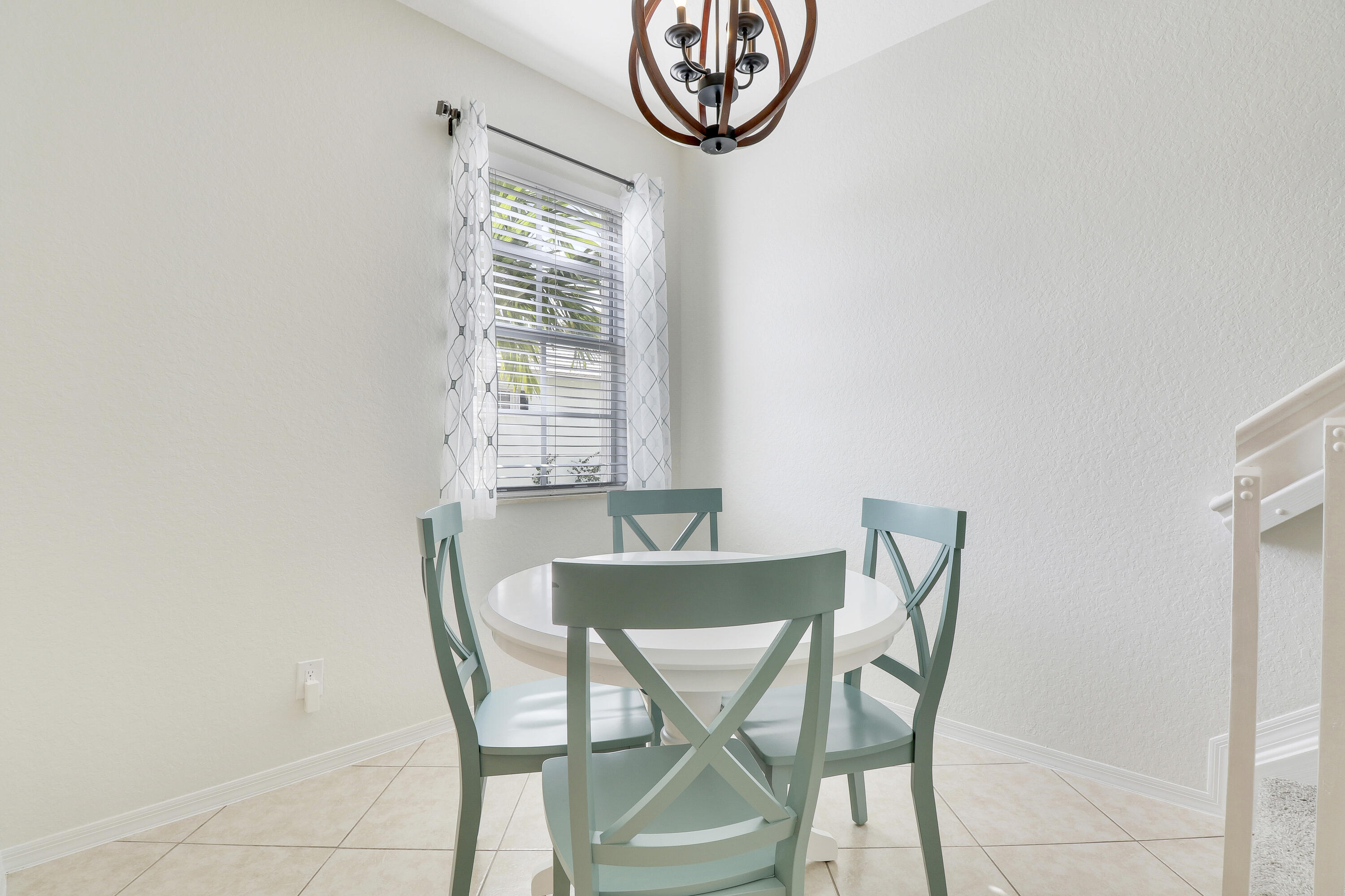 123 E Thatch Palm Circle Property Photo 11