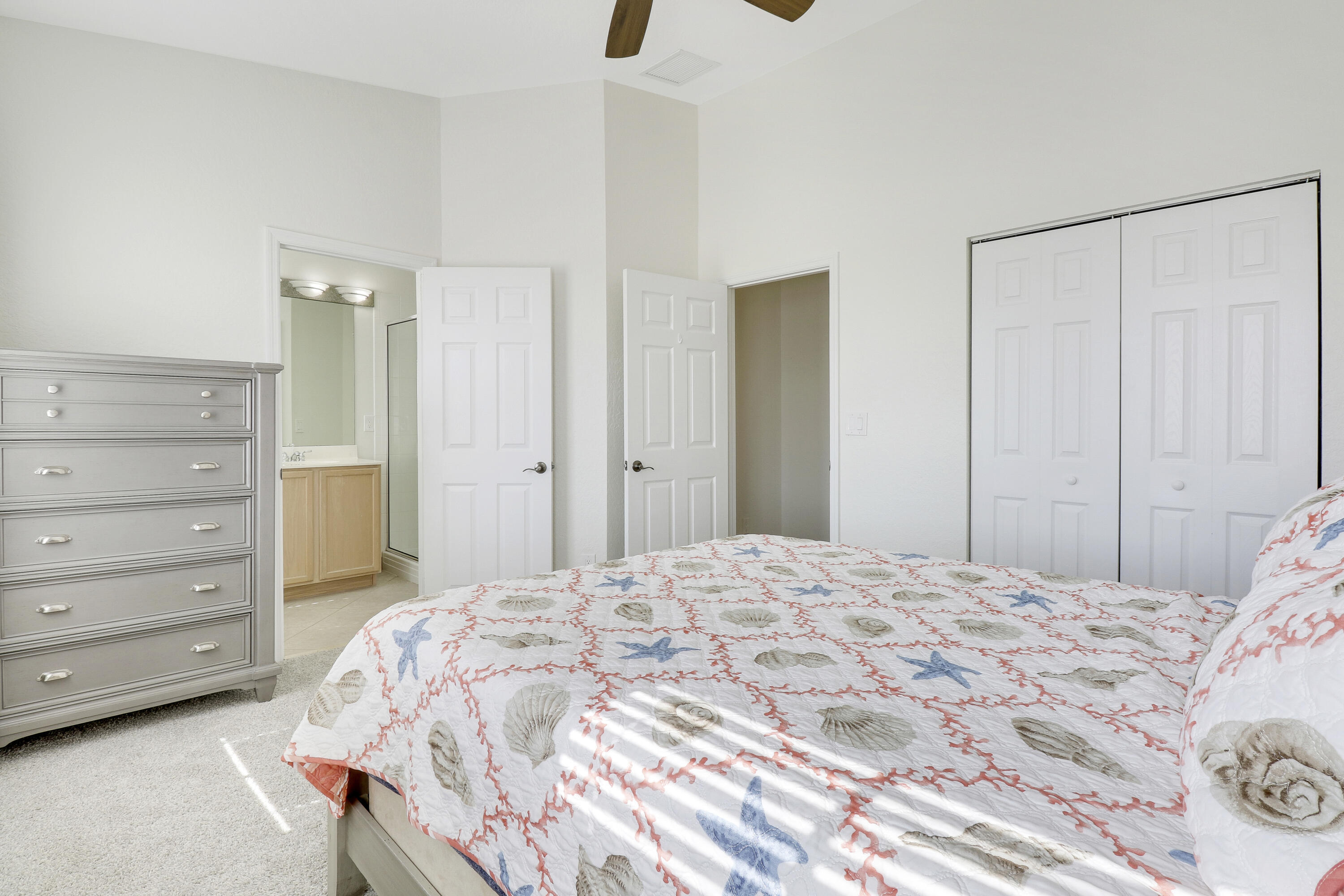123 E Thatch Palm Circle Property Photo 18