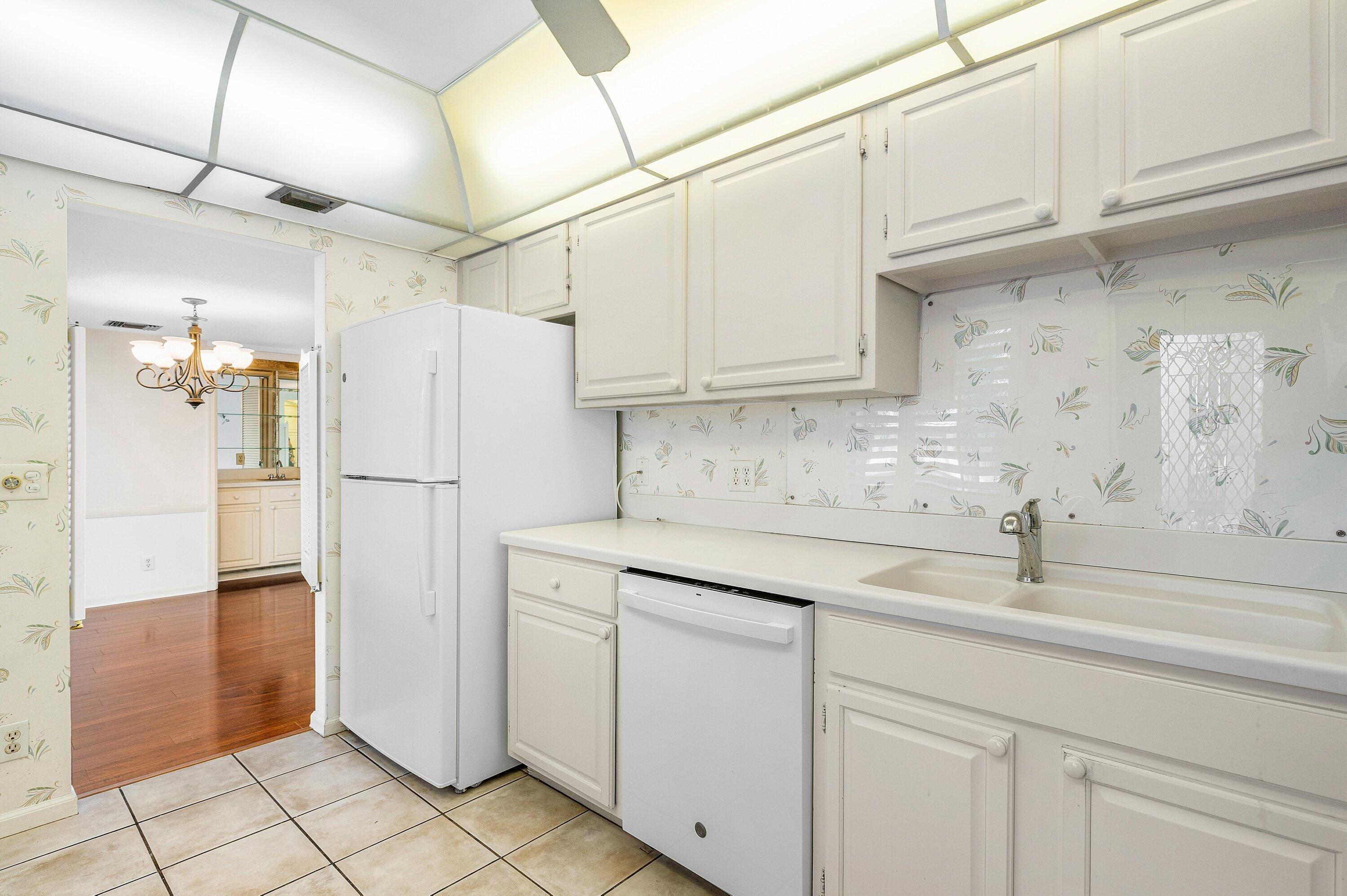 4080-b Quail Ridge Drive Osprey Property Photo 13